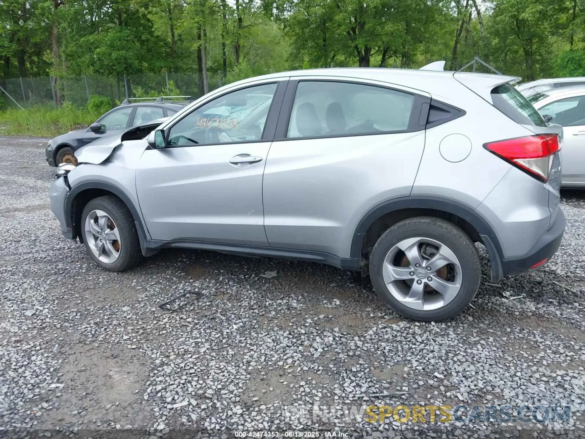 14 fotografías del automóvil dañado 3CZRU6H32MM716117 HONDA HR-V 2021