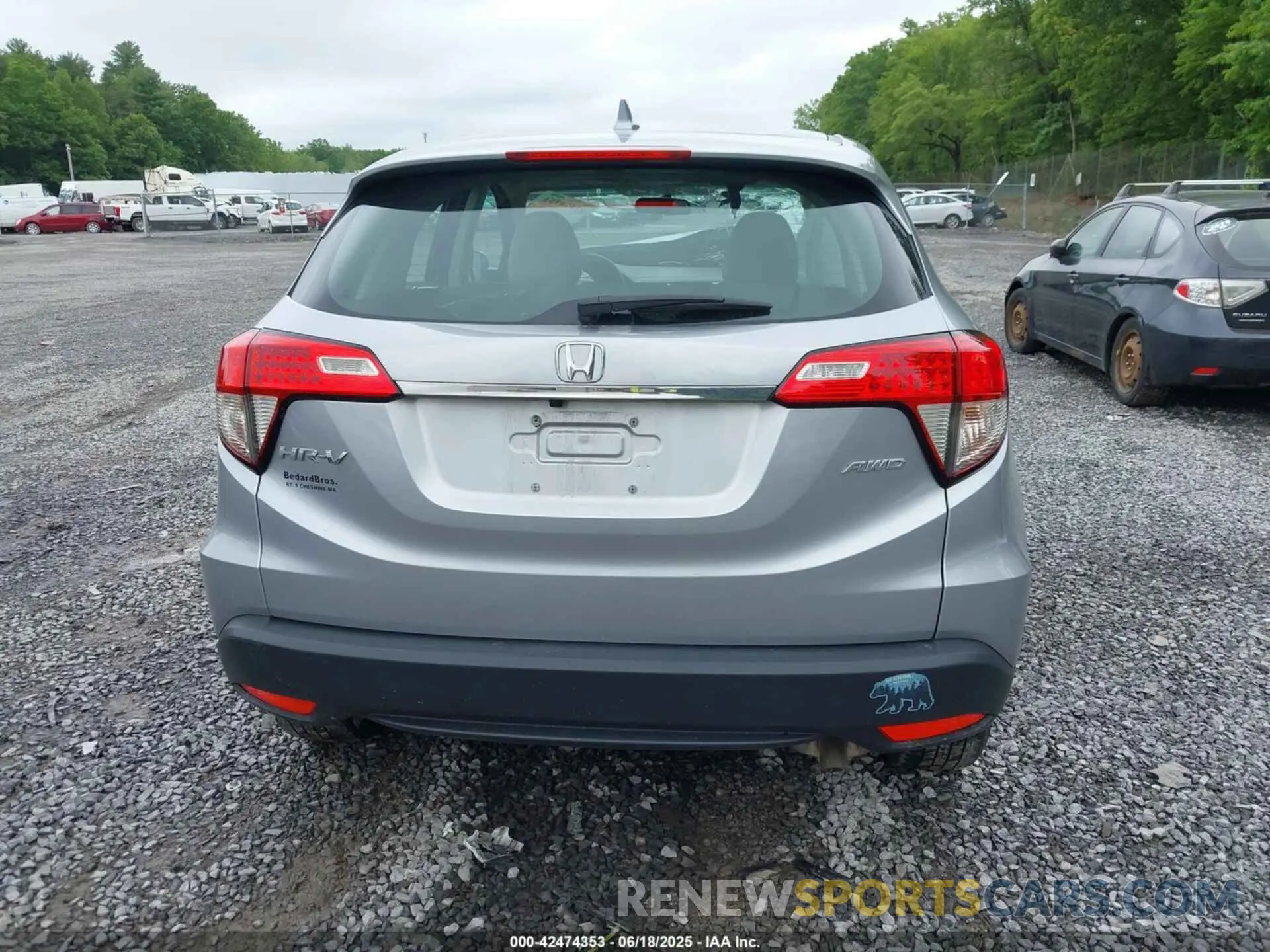 16 fotografías del automóvil dañado 3CZRU6H32MM716117 HONDA HR-V 2021