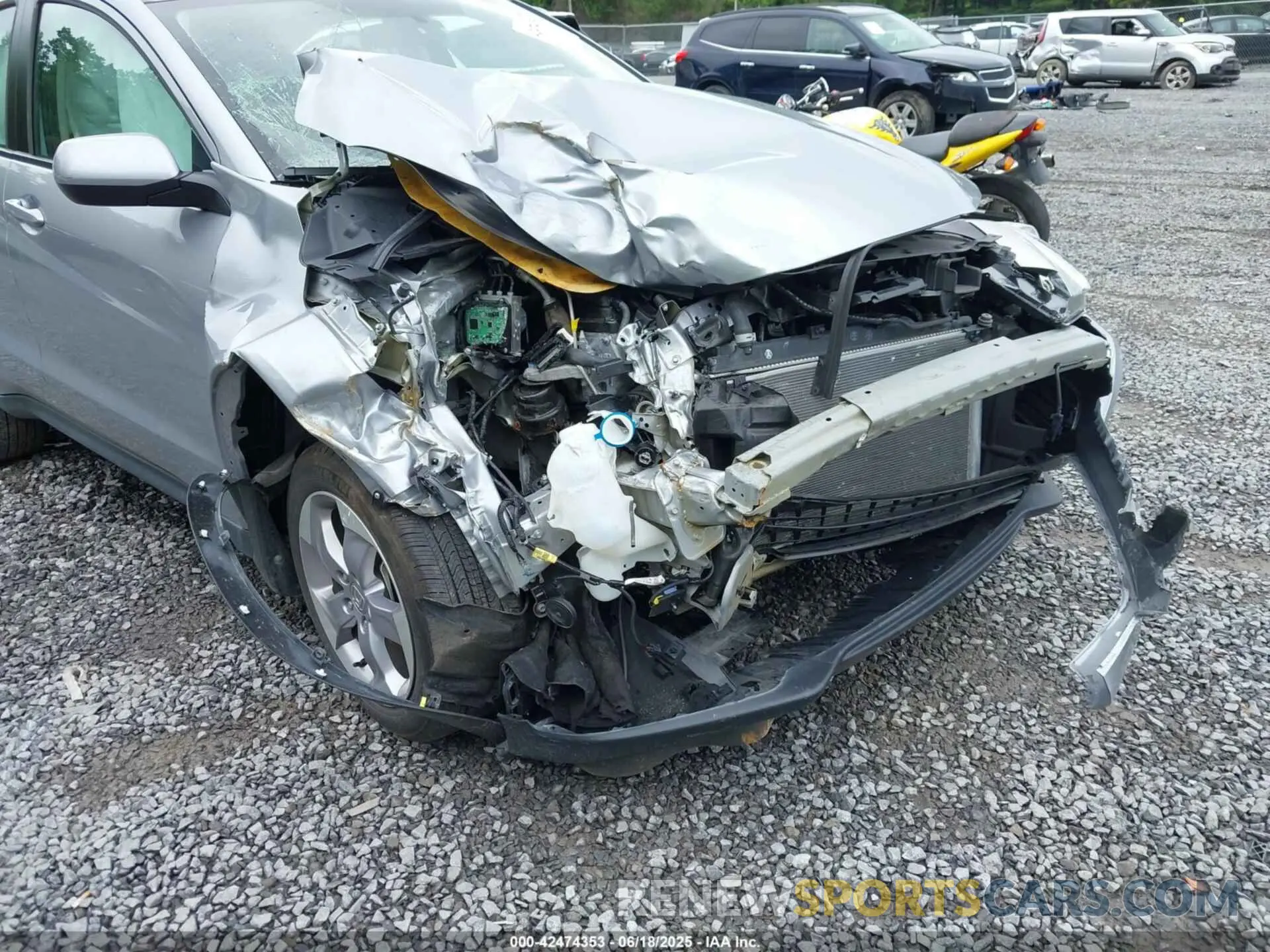 17 fotografías del automóvil dañado 3CZRU6H32MM716117 HONDA HR-V 2021