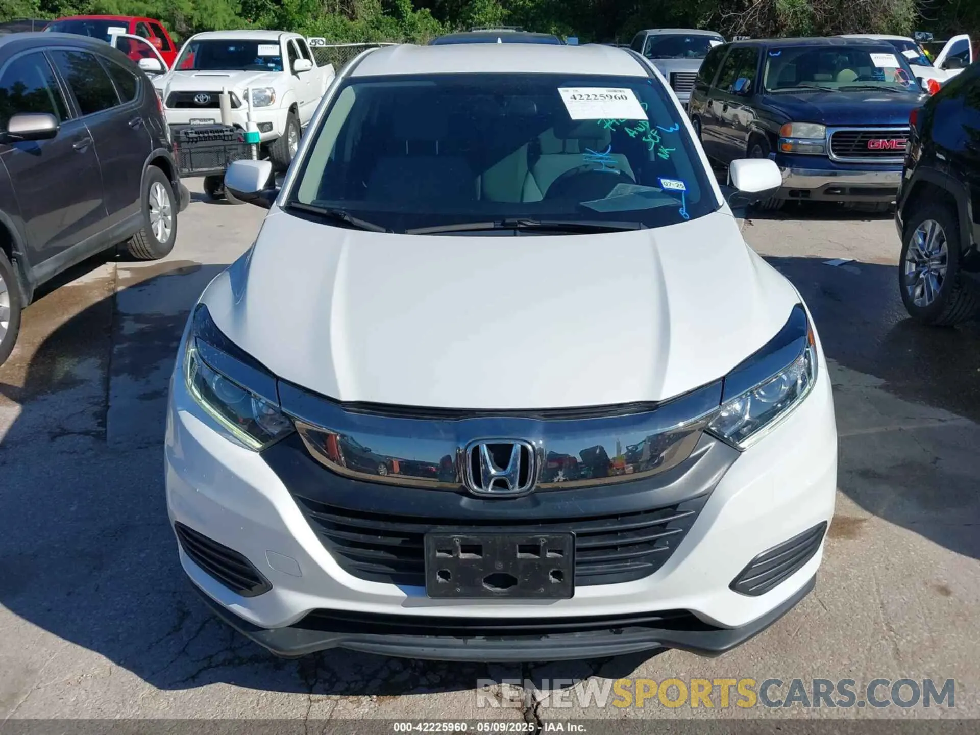 12 fotografías del automóvil dañado 3CZRU6H32MM742703 HONDA HR-V 2021