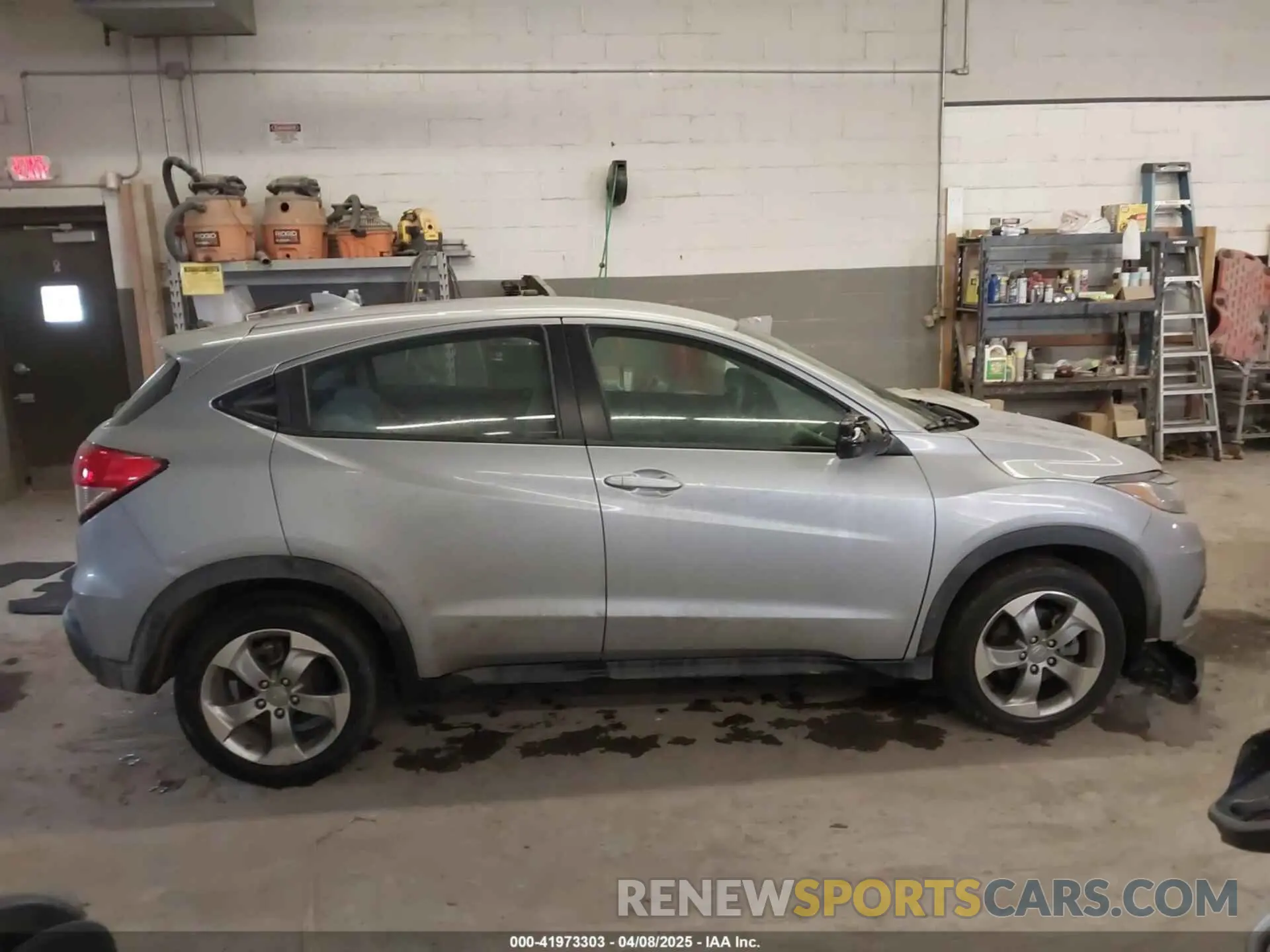 14 fotografías del automóvil dañado 3CZRU6H33MM746713 HONDA HR-V 2021