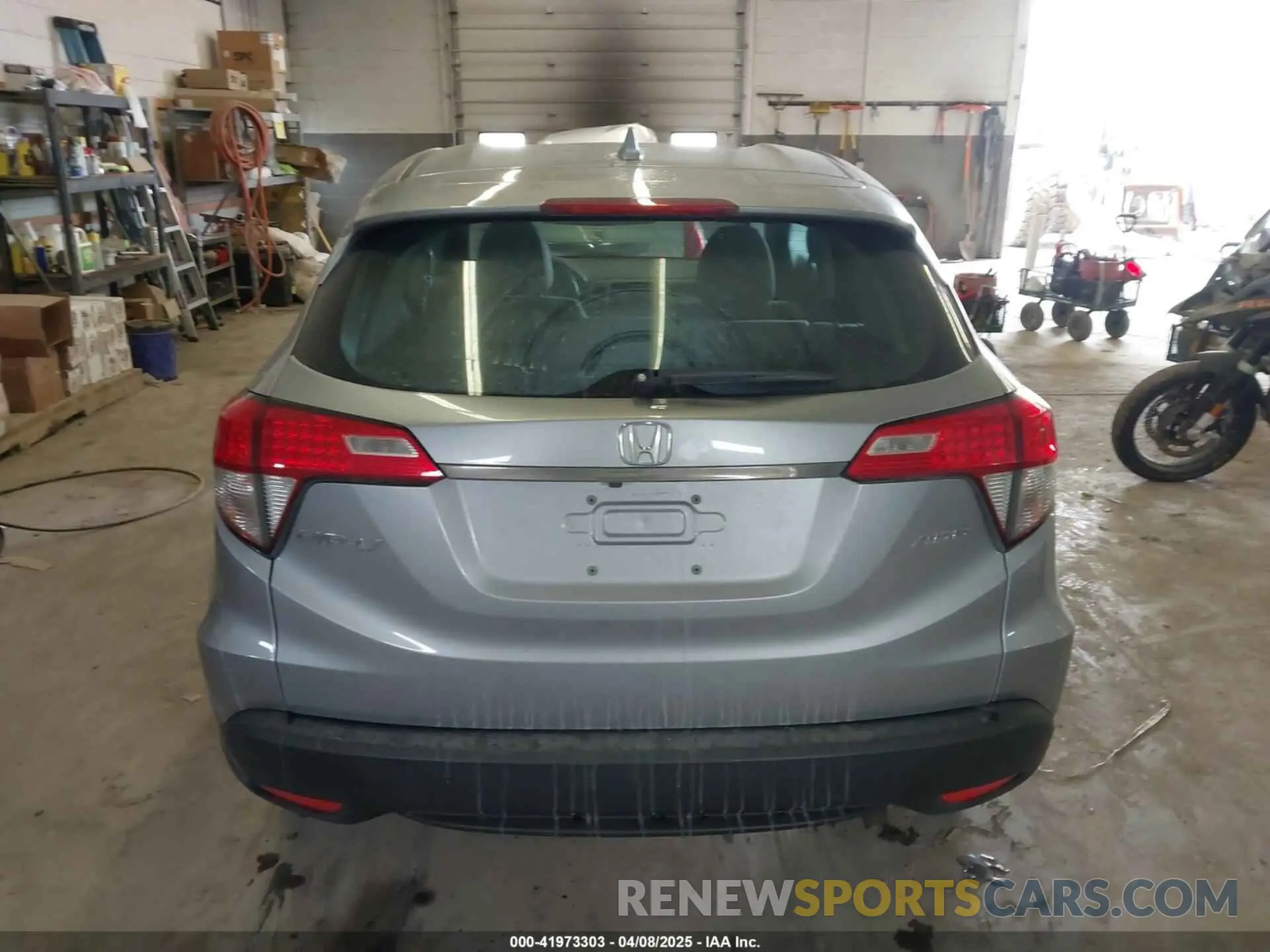17 fotografías del automóvil dañado 3CZRU6H33MM746713 HONDA HR-V 2021