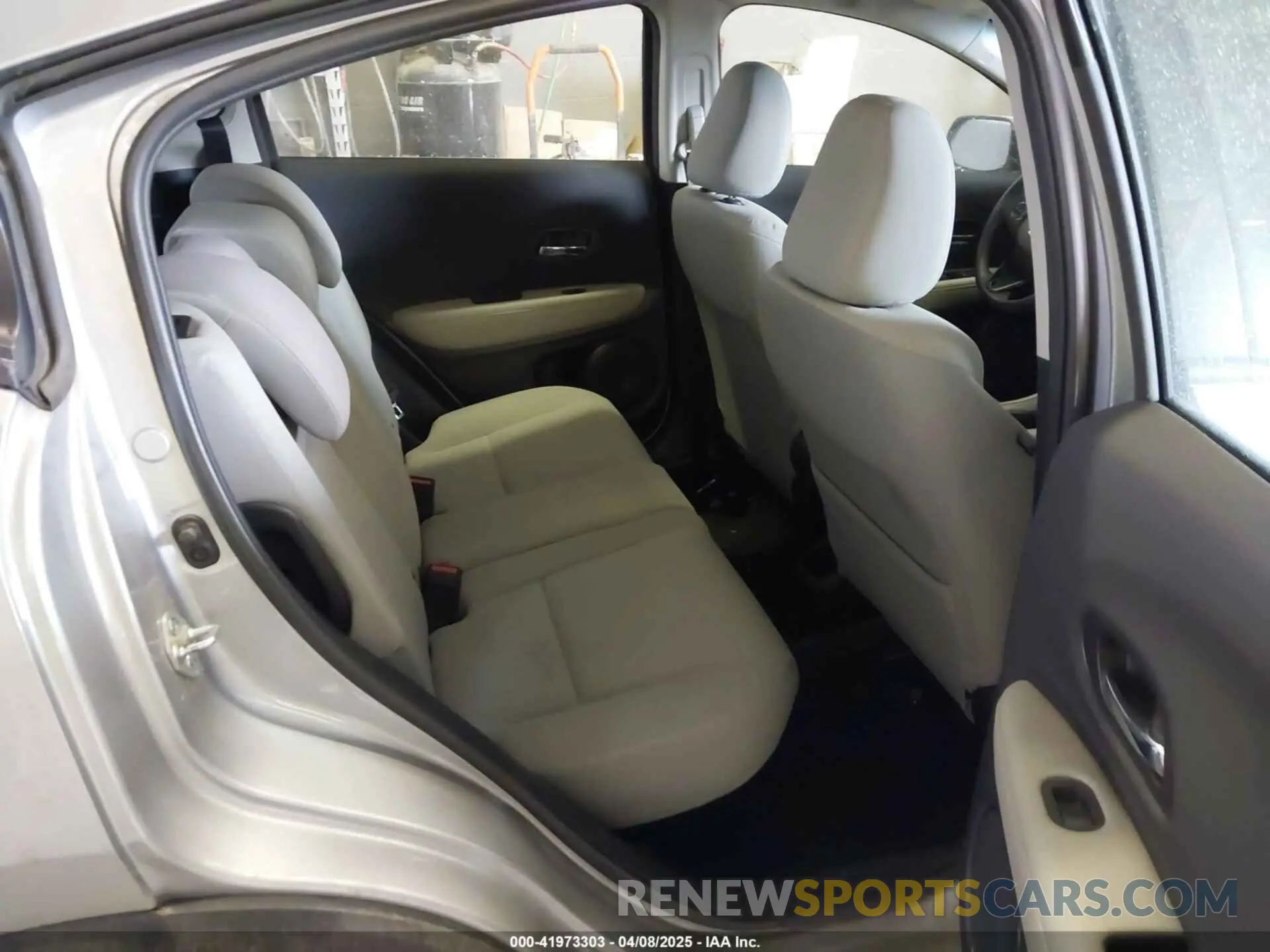 8 fotografías del automóvil dañado 3CZRU6H33MM746713 HONDA HR-V 2021