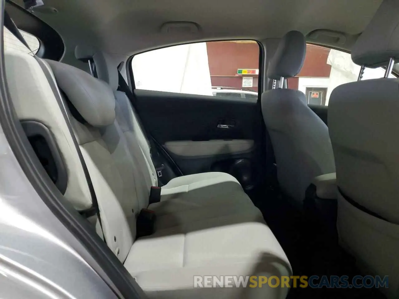 11 fotografías del automóvil dañado 3CZRU6H36MM739450 HONDA HR-V 2021
