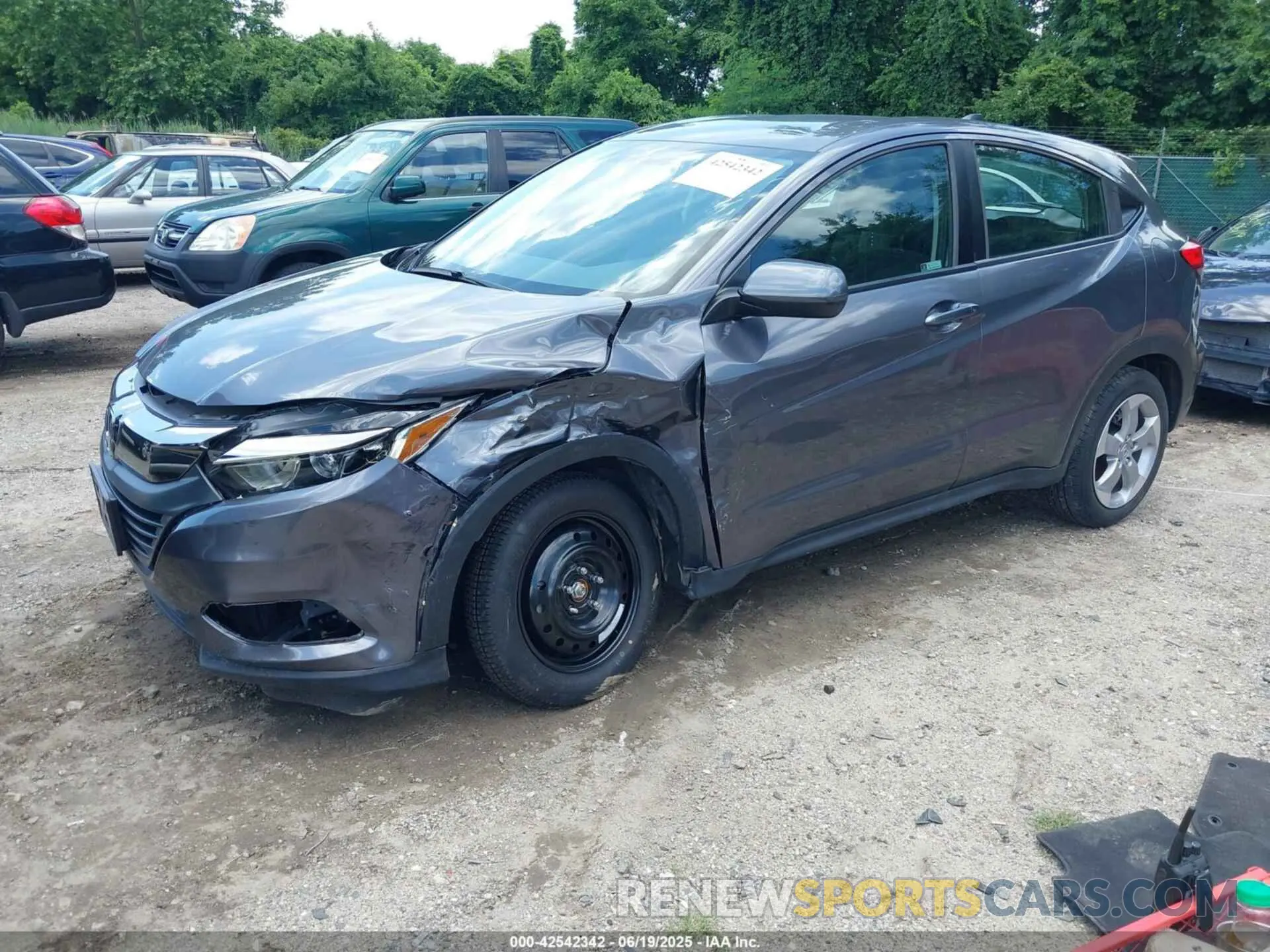 2 fotografías del automóvil dañado 3CZRU6H36MM746835 HONDA HR-V 2021