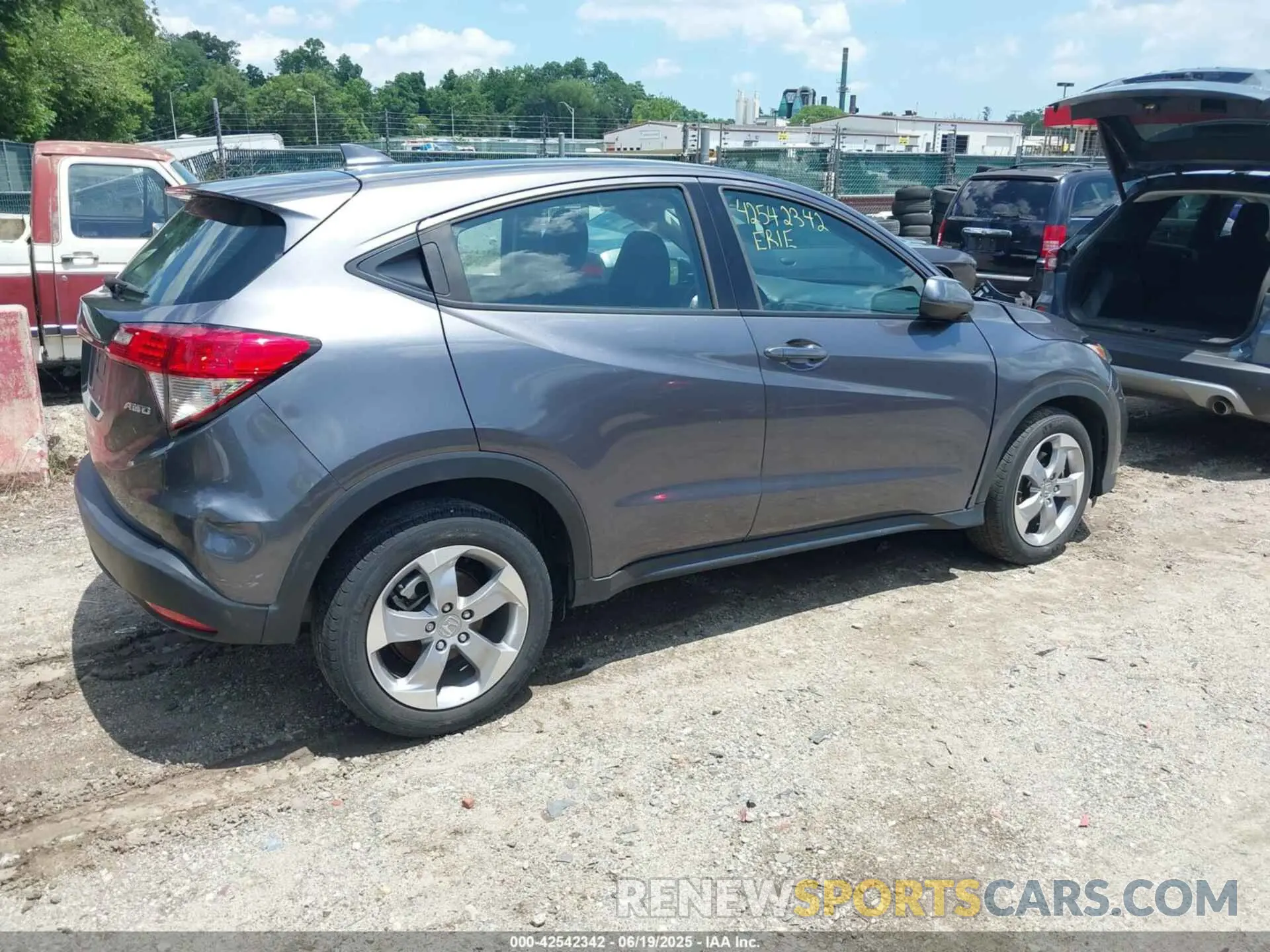4 fotografías del automóvil dañado 3CZRU6H36MM746835 HONDA HR-V 2021