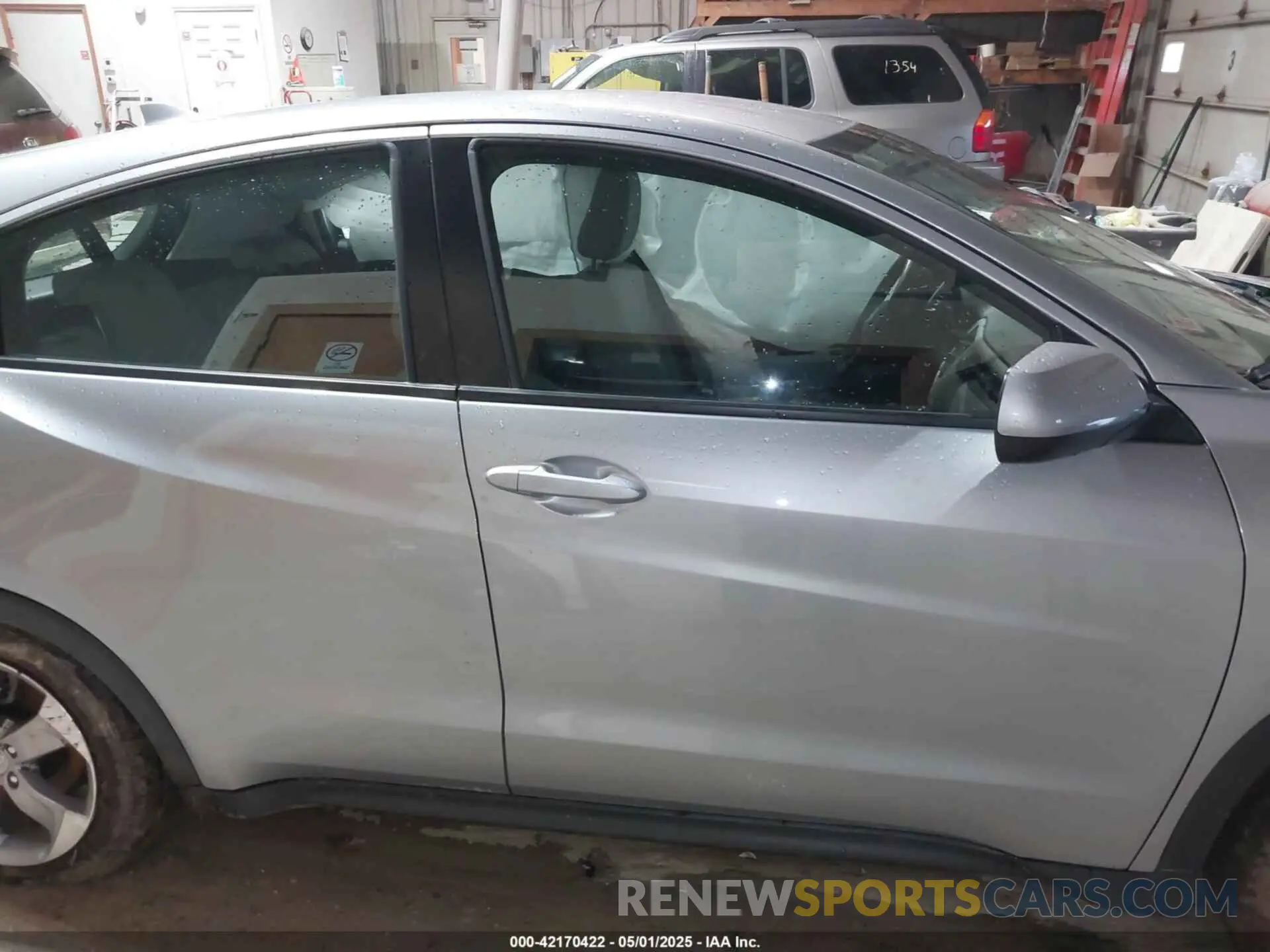 13 fotografías del automóvil dañado 3CZRU6H3XMM708864 HONDA HR-V 2021