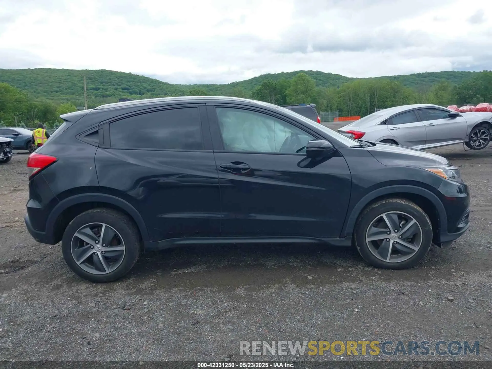 12 fotografías del automóvil dañado 3CZRU6H51MM709824 HONDA HR-V 2021