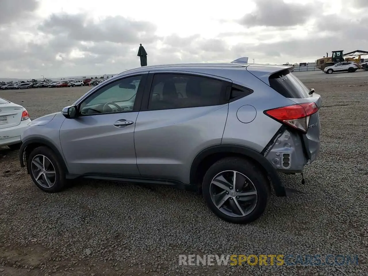 2 fotografías del automóvil dañado 3CZRU6H51MM745223 HONDA HR-V 2021