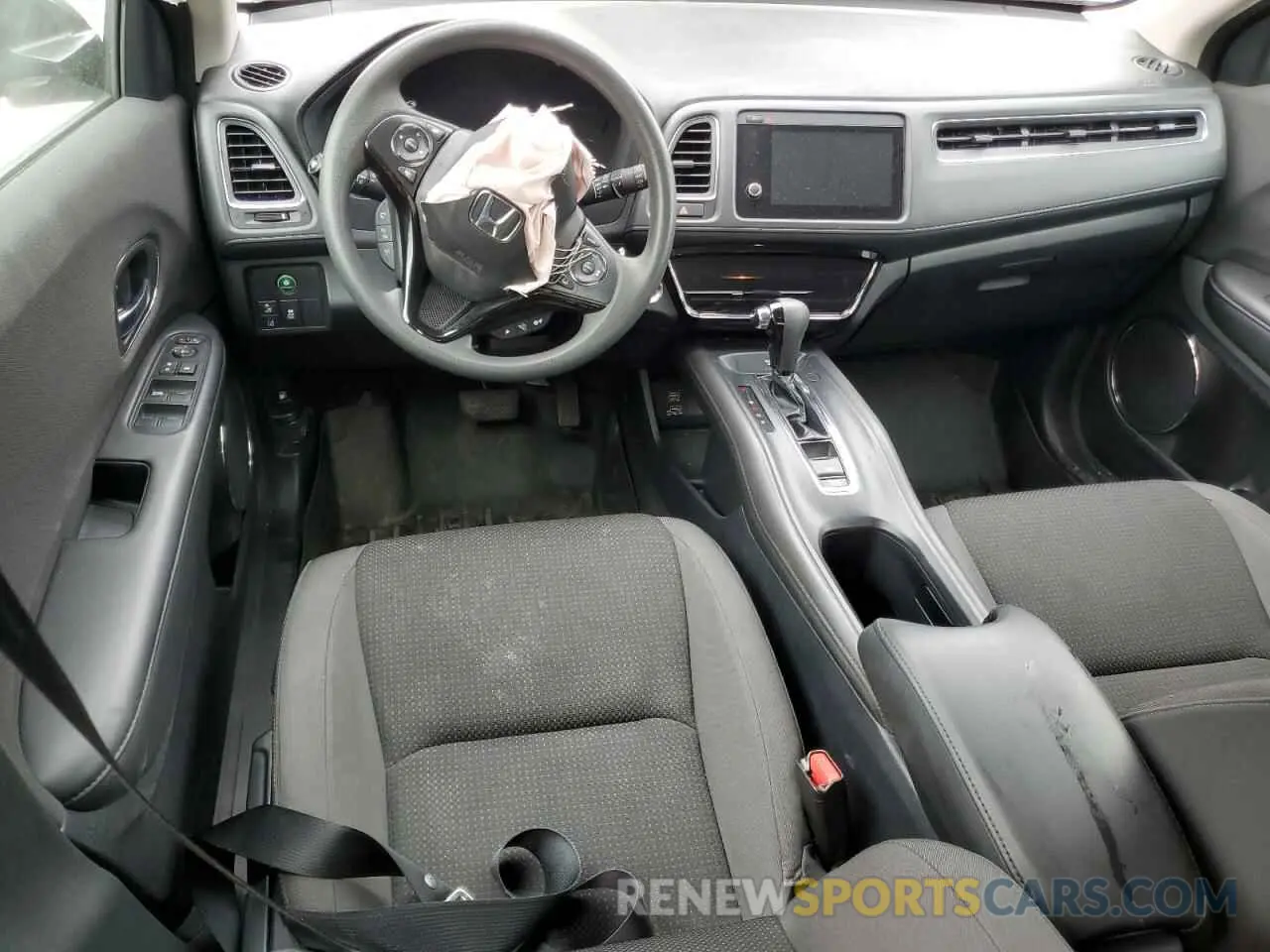 8 fotografías del automóvil dañado 3CZRU6H56MM717952 HONDA HR-V 2021