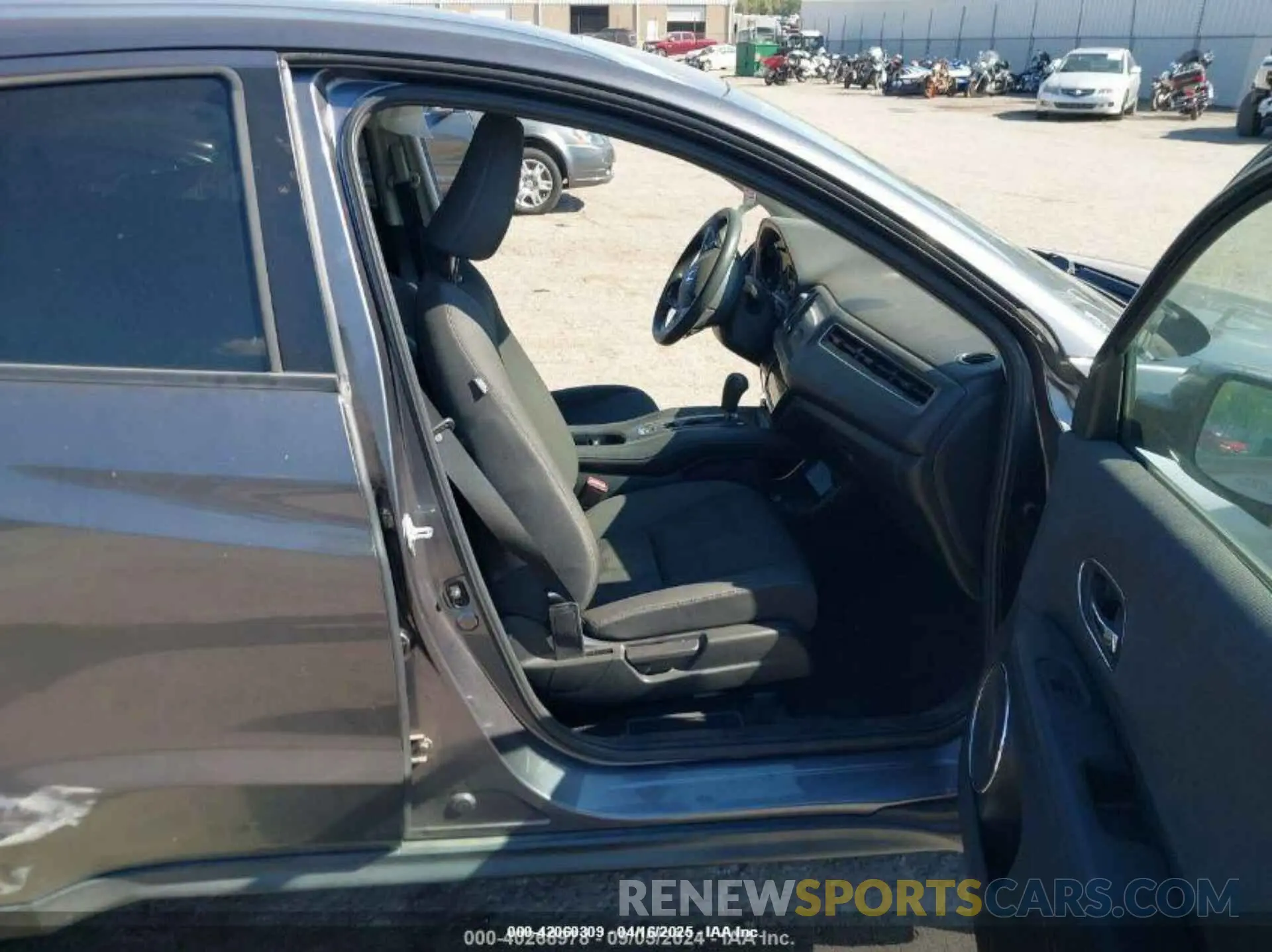 5 fotografías del automóvil dañado 3CZRU6H56MM742690 HONDA HR-V 2021