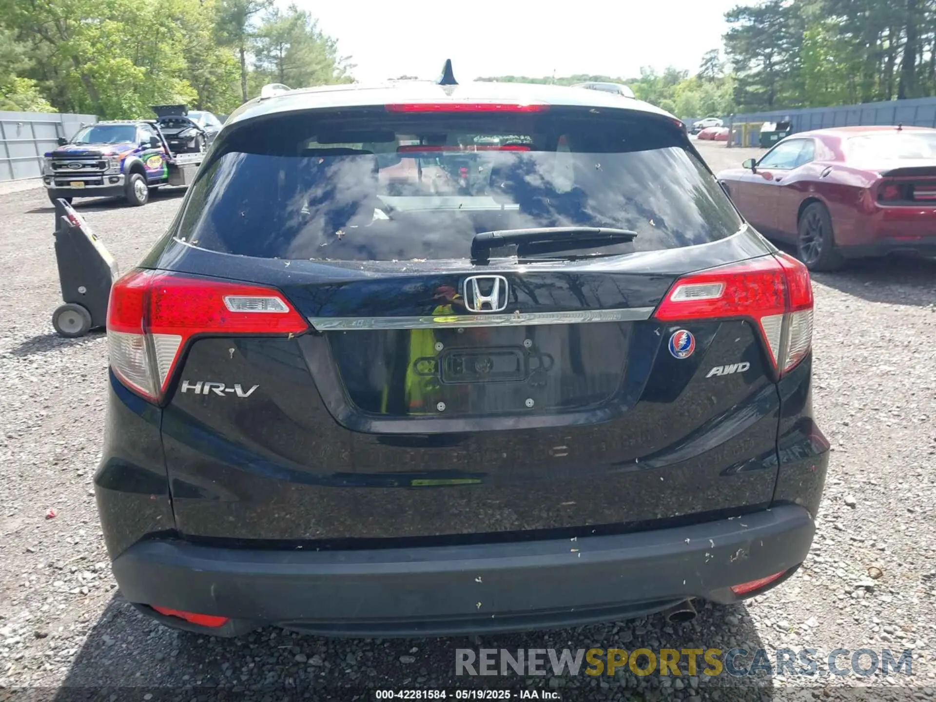 16 fotografías del automóvil dañado 3CZRU6H58MM735224 HONDA HR-V 2021