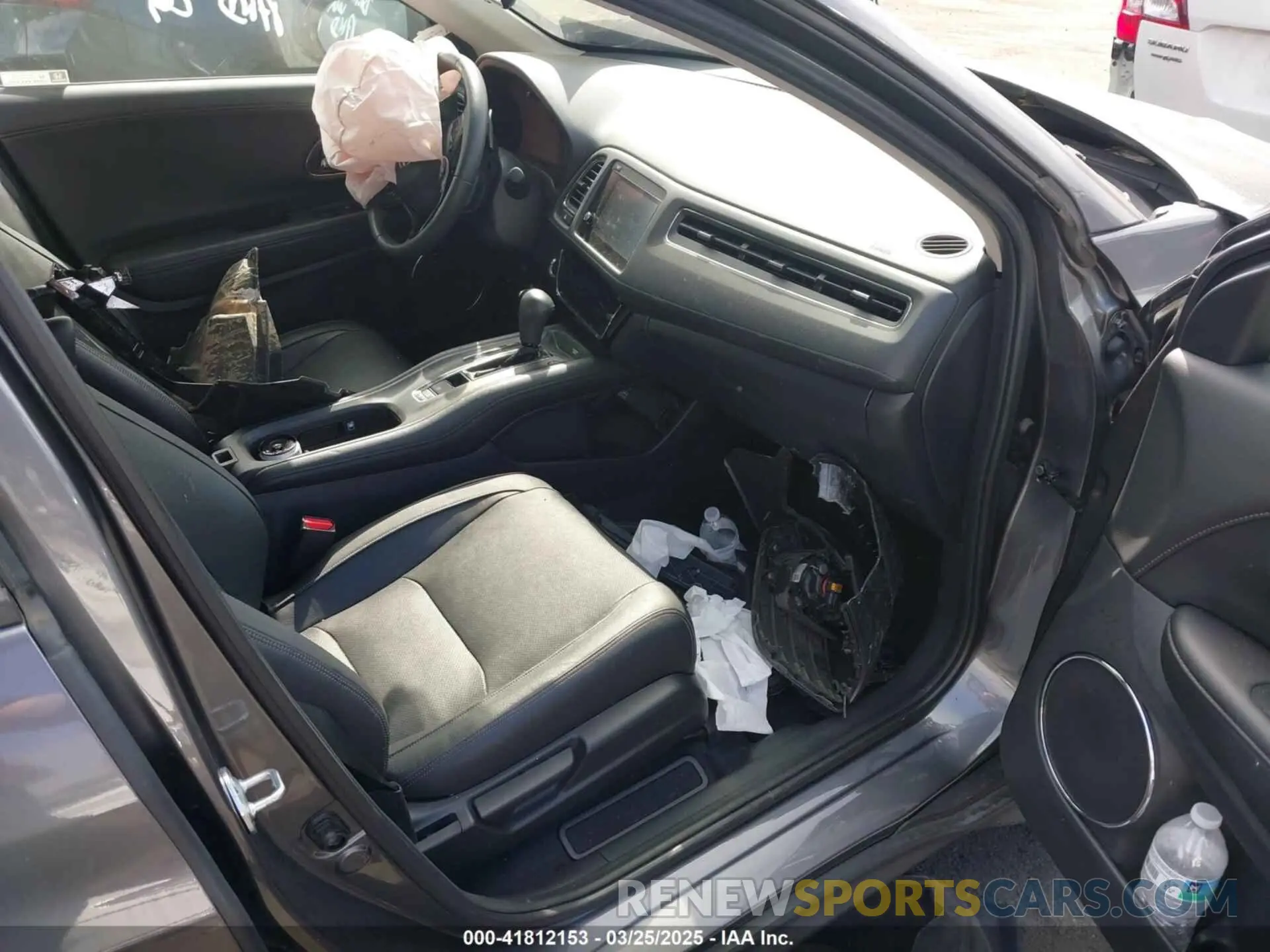 5 fotografías del automóvil dañado 3CZRU6H74MM713769 HONDA HR-V 2021