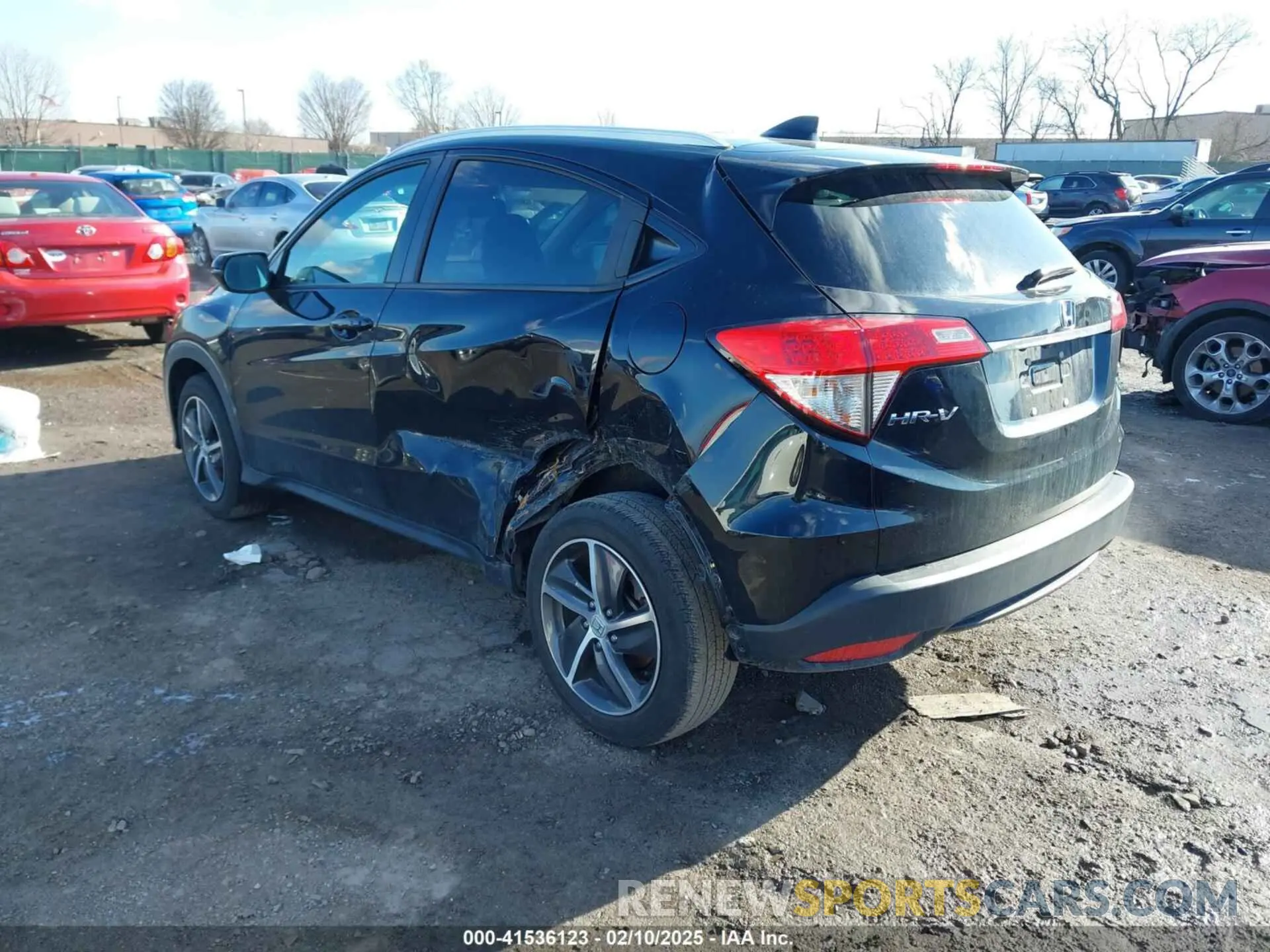 3 fotografías del automóvil dañado 3CZRU6H77MM716505 HONDA HR-V 2021