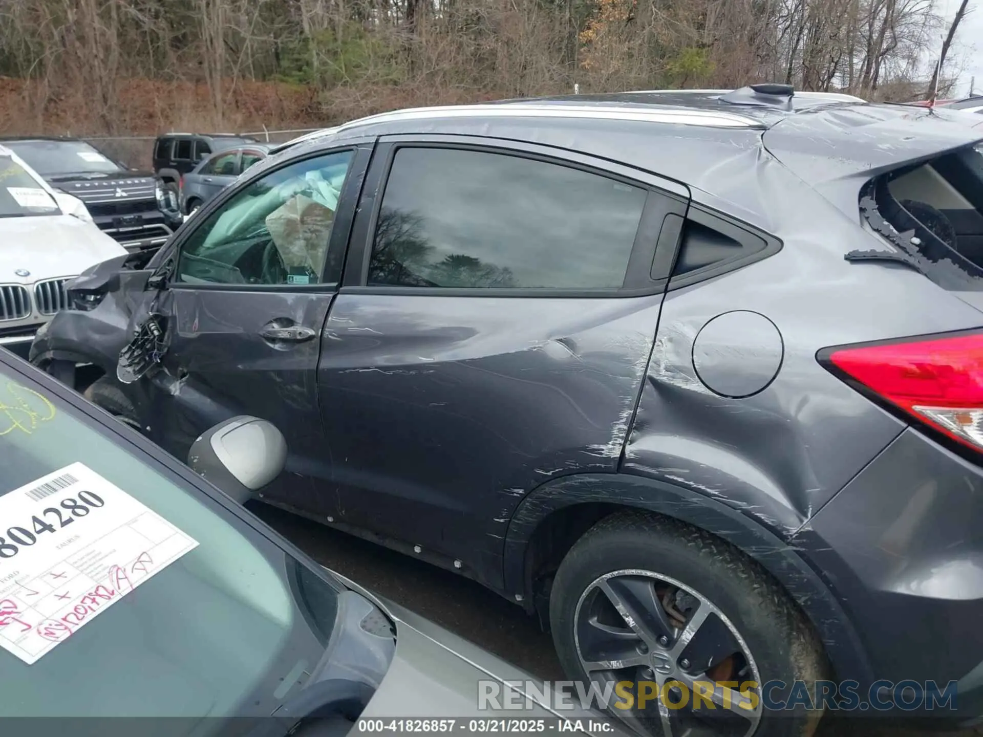 13 fotografías del automóvil dañado 3CZRU6H78MM724600 HONDA HR-V 2021