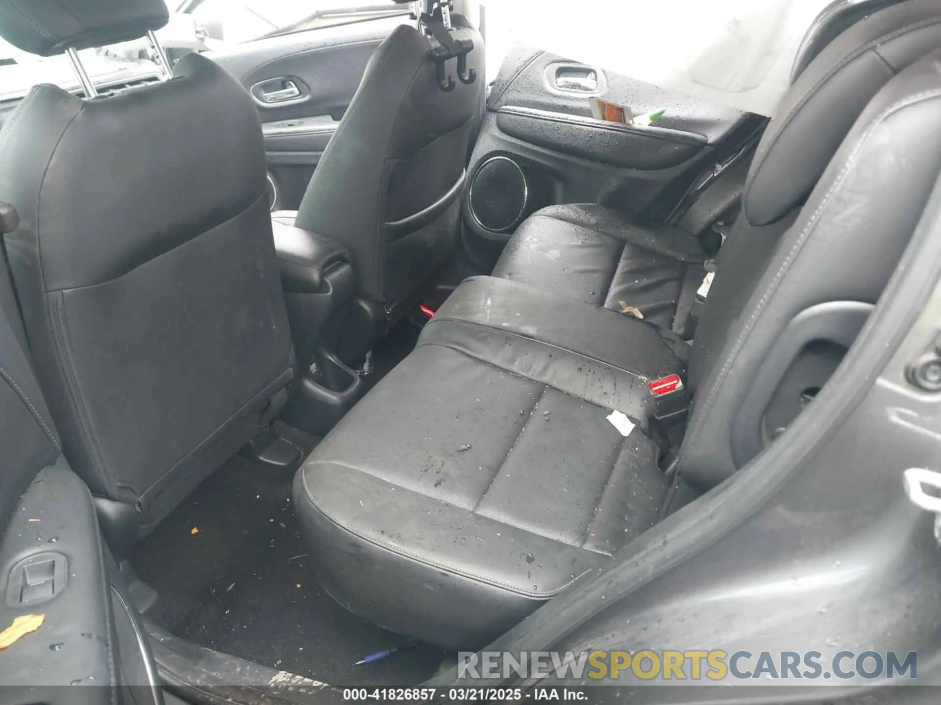 8 fotografías del automóvil dañado 3CZRU6H78MM724600 HONDA HR-V 2021