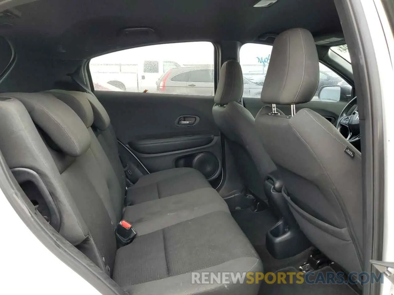 11 fotografías del automóvil dañado 3CZRU5H10NM700041 HONDA HR-V 2022