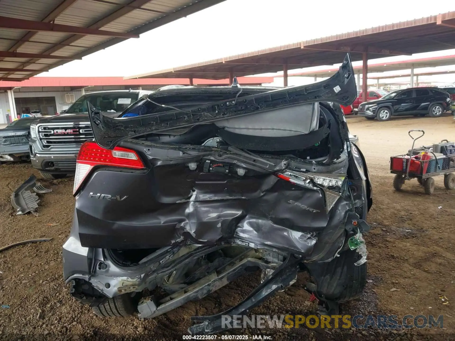 16 fotografías del automóvil dañado 3CZRU5H12NM714426 HONDA HR-V 2022