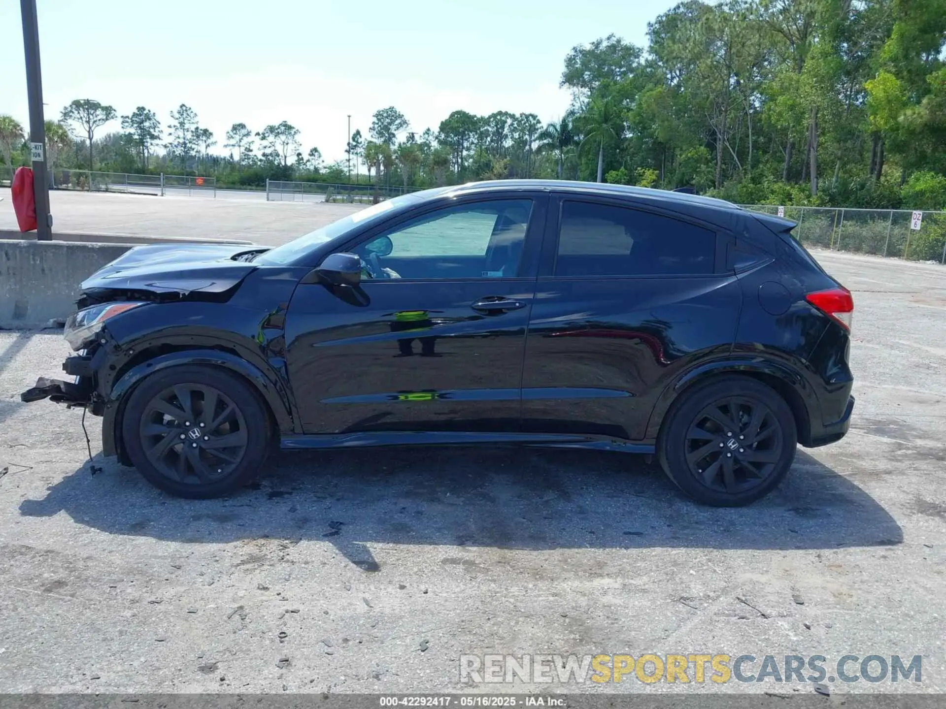 15 fotografías del automóvil dañado 3CZRU5H14NM705033 HONDA HR-V 2022