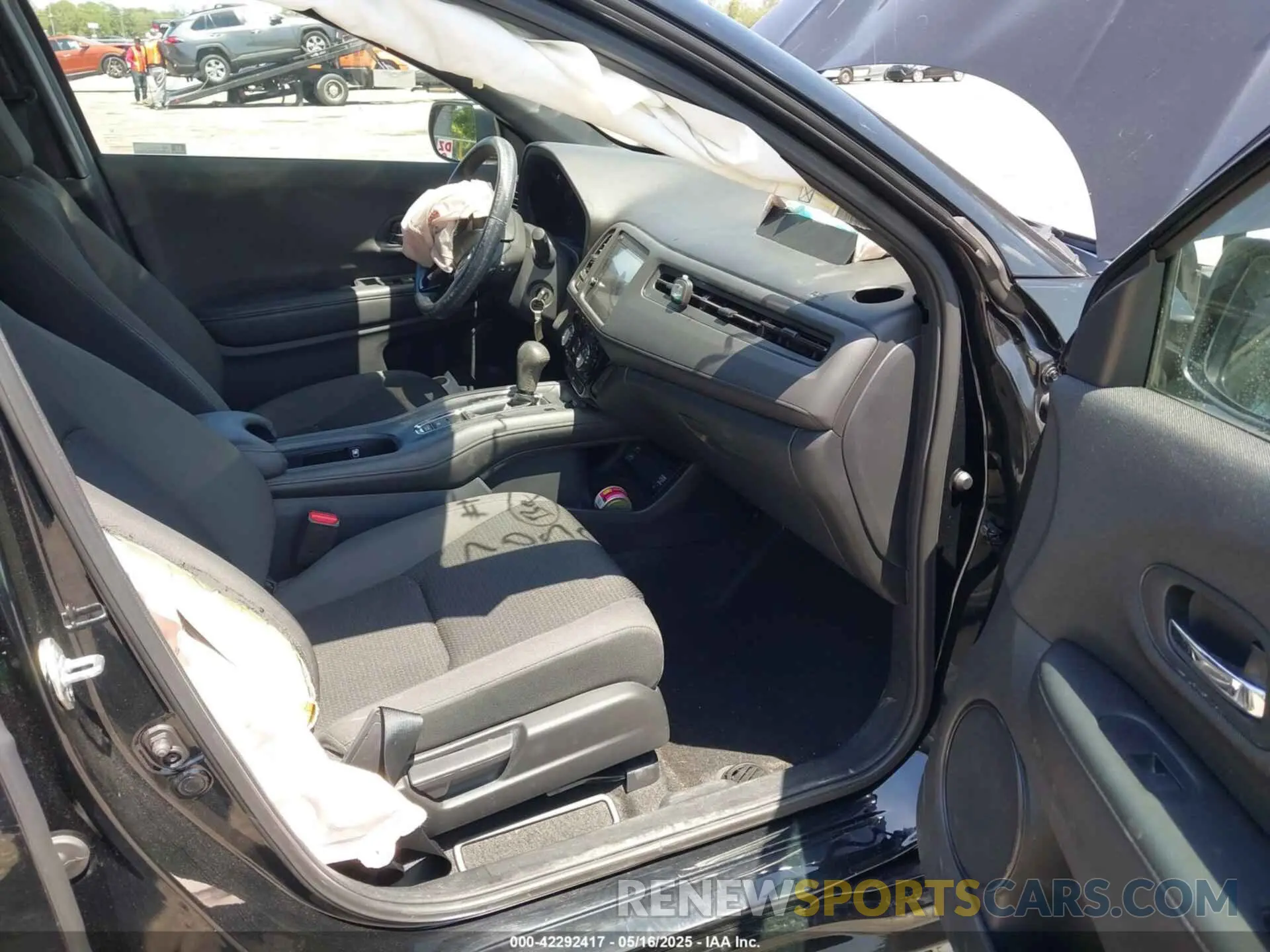 5 fotografías del automóvil dañado 3CZRU5H14NM705033 HONDA HR-V 2022