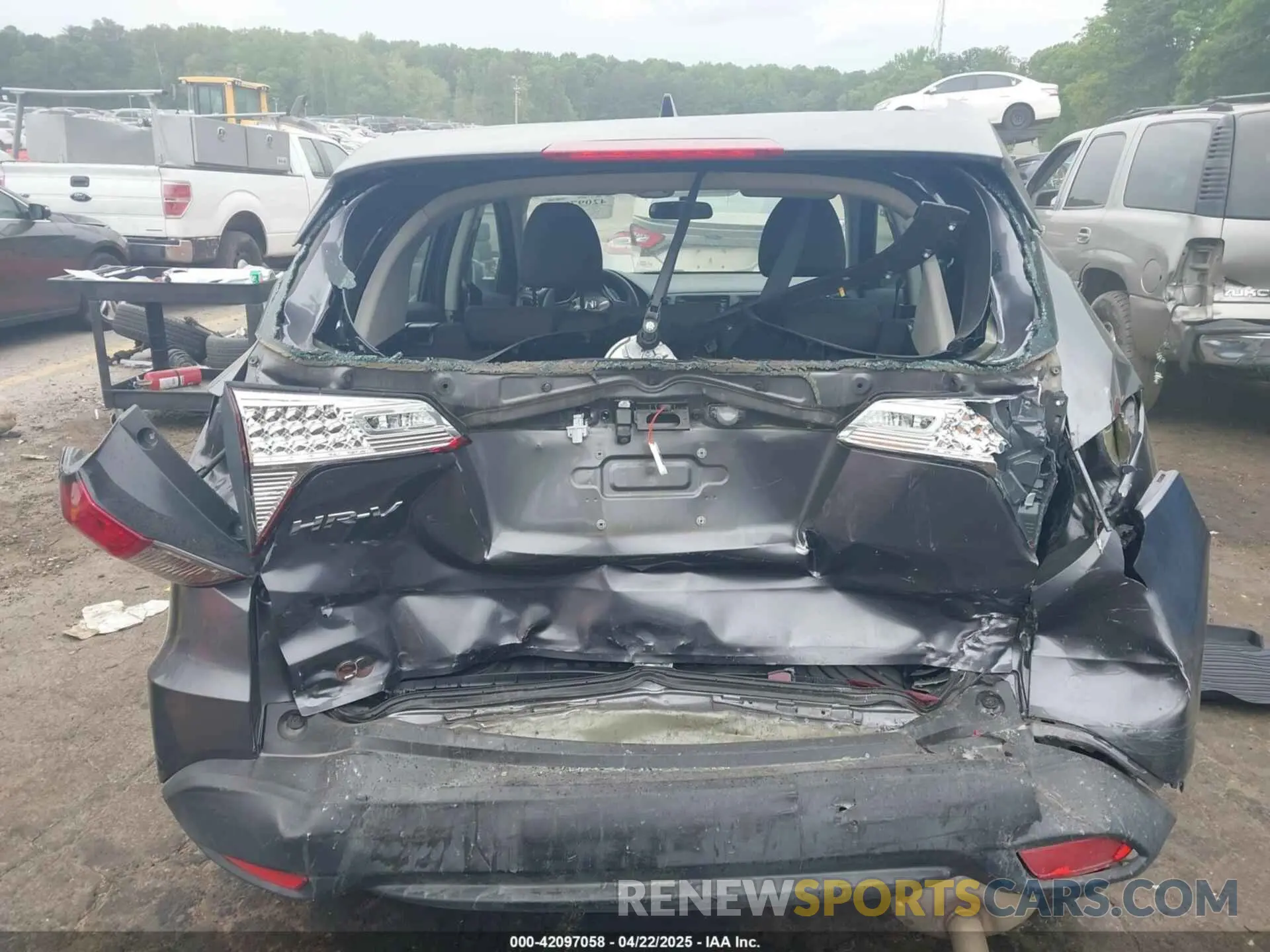 15 fotografías del automóvil dañado 3CZRU5H34NM704174 HONDA HR-V 2022