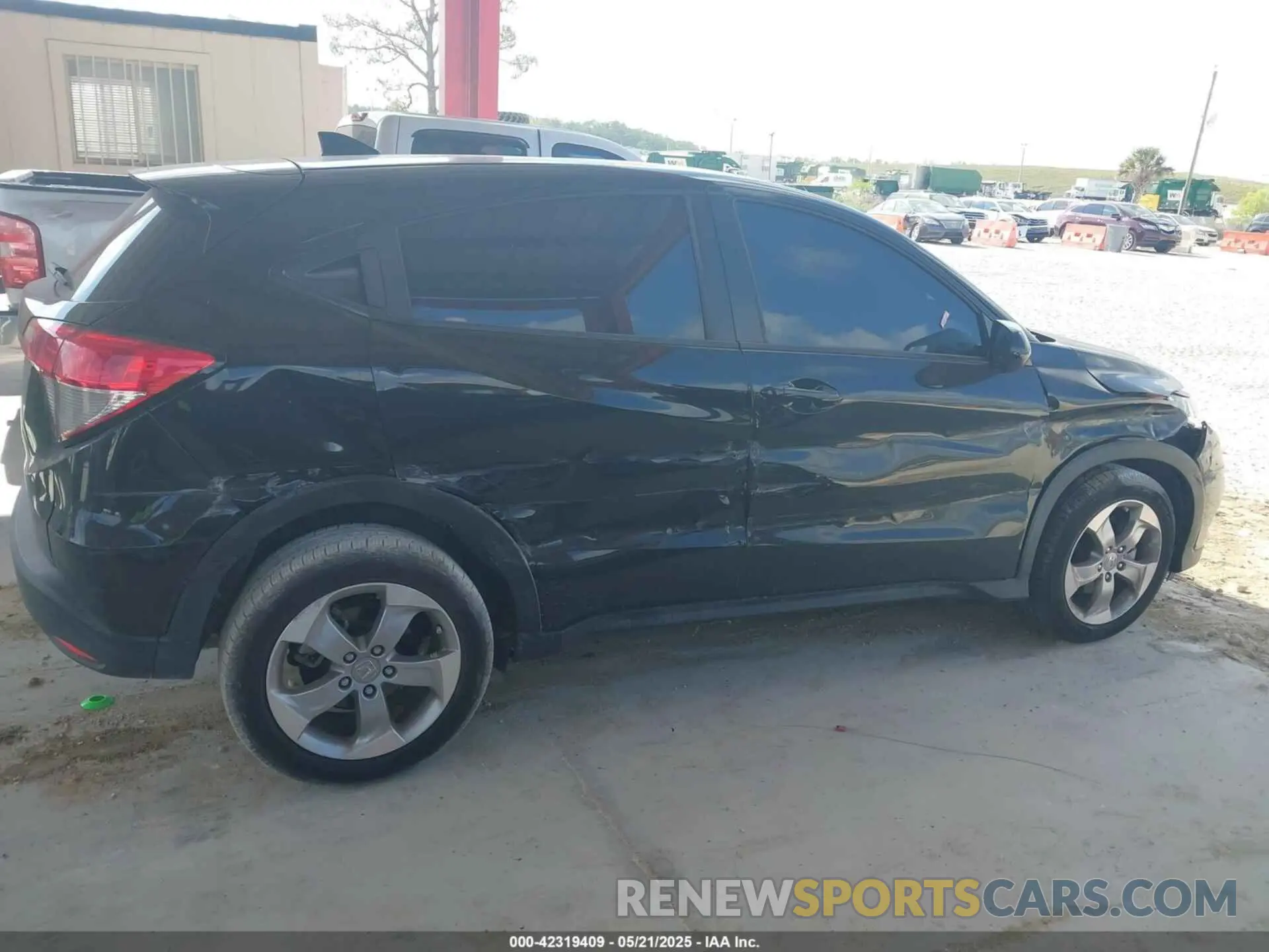 13 fotografías del automóvil dañado 3CZRU5H34NM704417 HONDA HR-V 2022