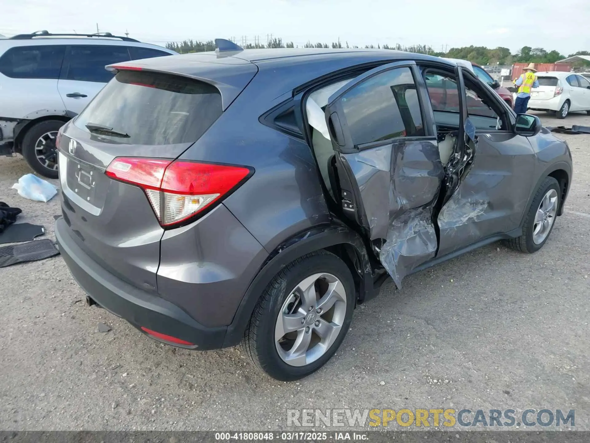 4 fotografías del automóvil dañado 3CZRU5H34NM708242 HONDA HR-V 2022