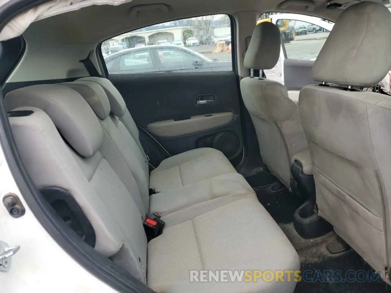10 fotografías del automóvil dañado 3CZRU5H37NM701401 HONDA HR-V 2022