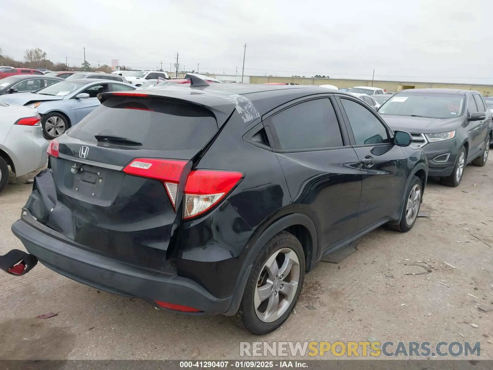4 fotografías del automóvil dañado 3CZRU5H3XNM705782 HONDA HR-V 2022