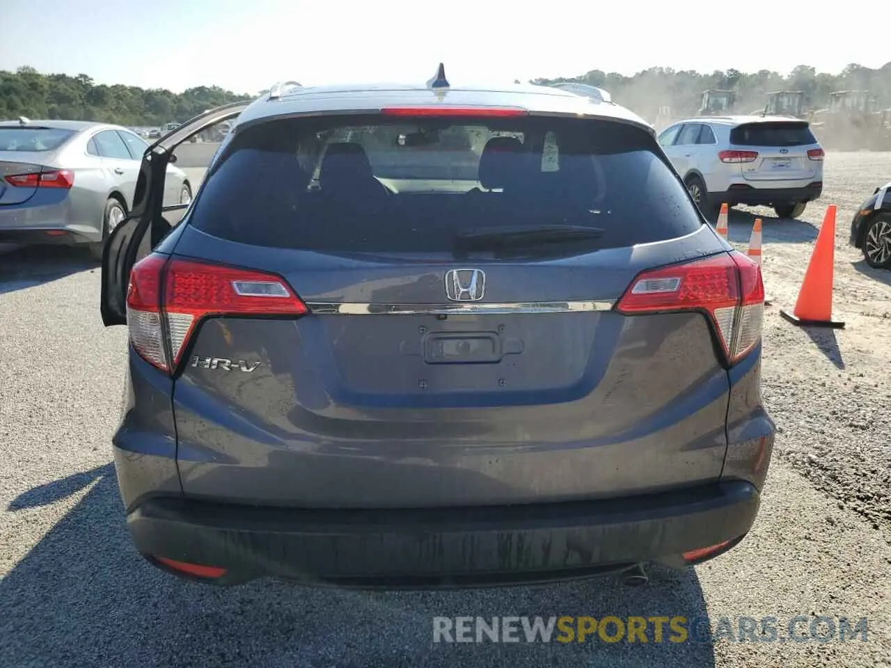 6 fotografías del automóvil dañado 3CZRU5H50NM729641 HONDA HR-V 2022