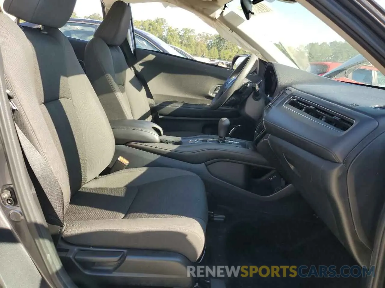 7 fotografías del automóvil dañado 3CZRU5H50NM729641 HONDA HR-V 2022