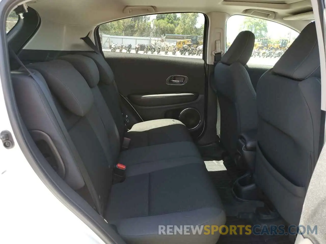 11 fotografías del automóvil dañado 3CZRU5H50NM735777 HONDA HR-V 2022