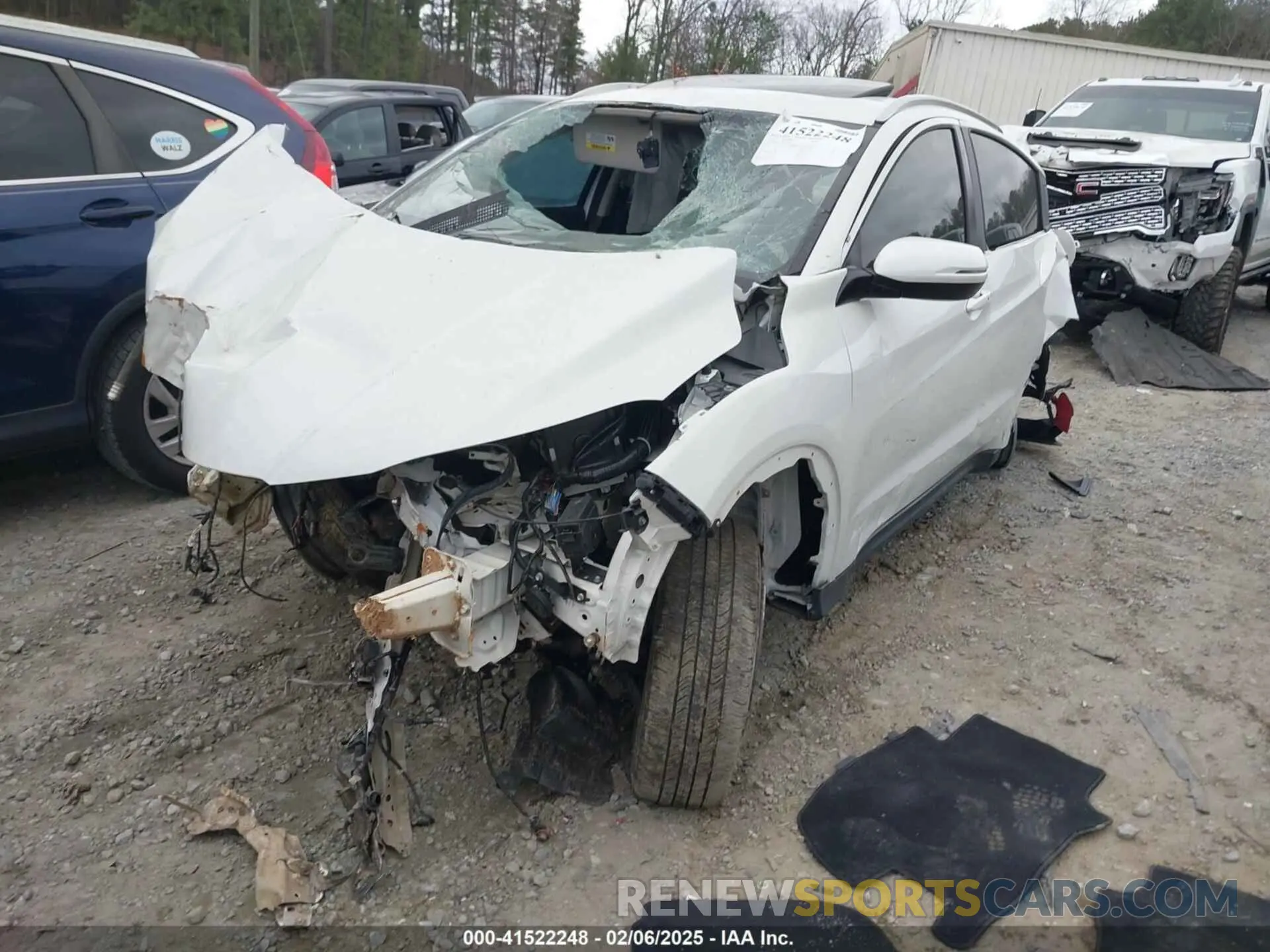 2 fotografías del automóvil dañado 3CZRU5H52NM730791 HONDA HR-V 2022