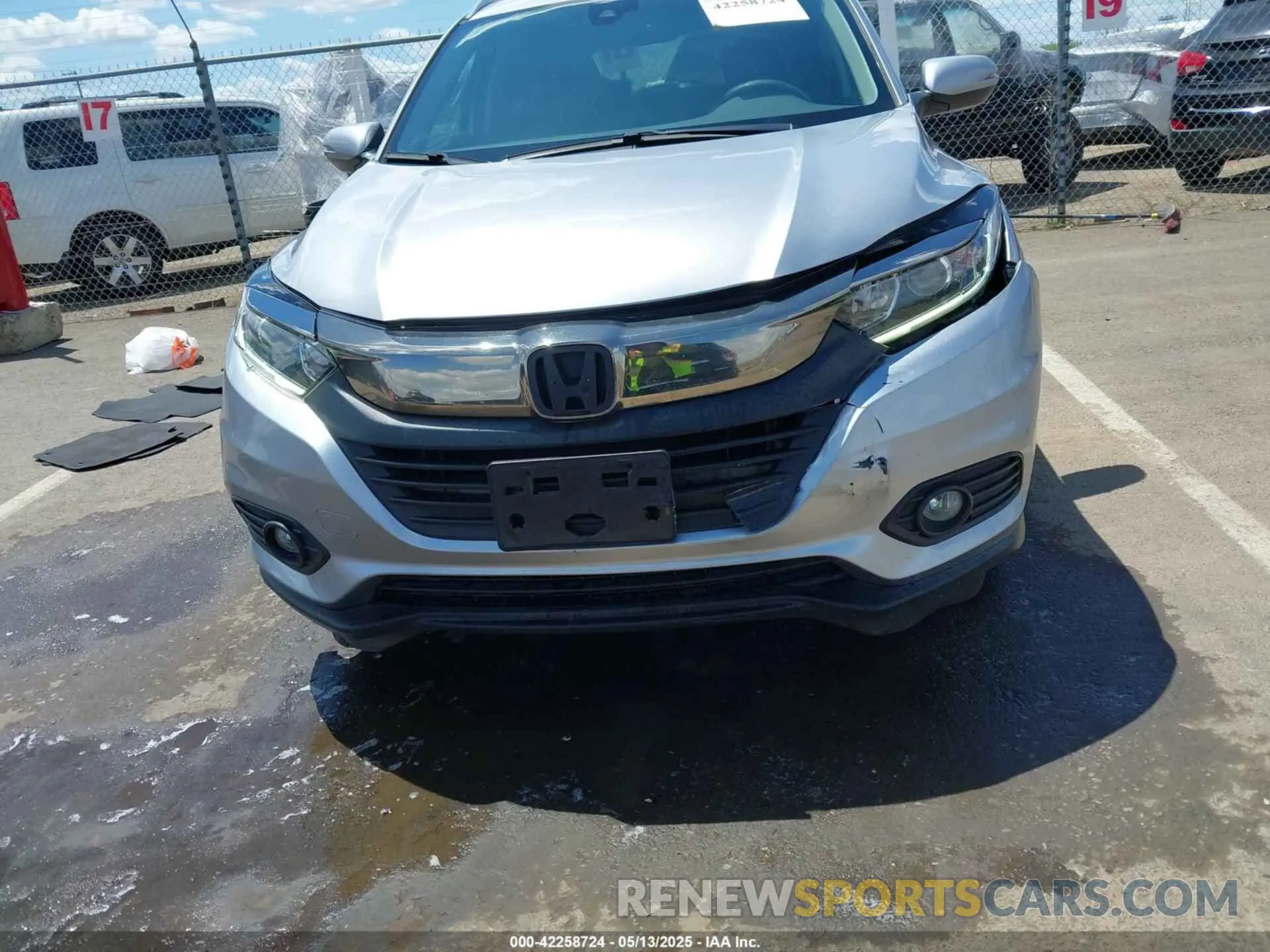 12 fotografías del automóvil dañado 3CZRU5H52NM738776 HONDA HR-V 2022