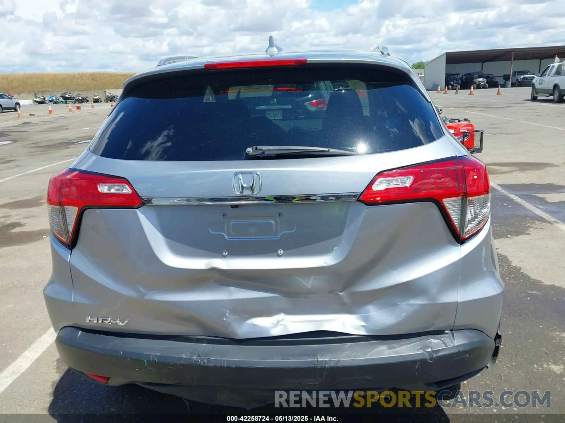 16 fotografías del automóvil dañado 3CZRU5H52NM738776 HONDA HR-V 2022