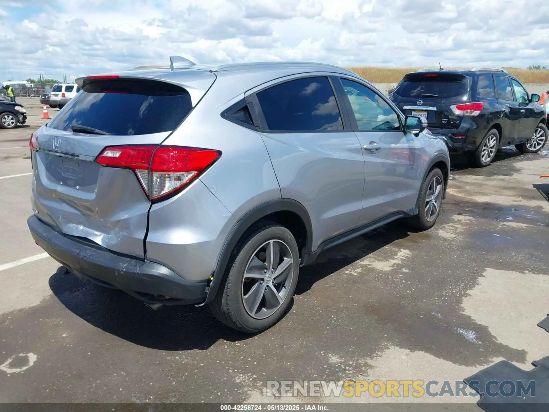 4 fotografías del automóvil dañado 3CZRU5H52NM738776 HONDA HR-V 2022