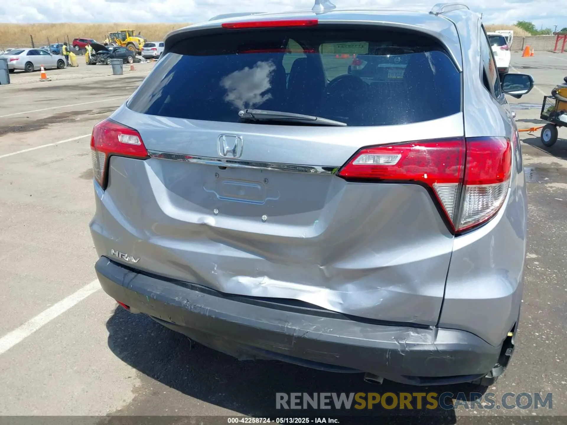 6 fotografías del automóvil dañado 3CZRU5H52NM738776 HONDA HR-V 2022