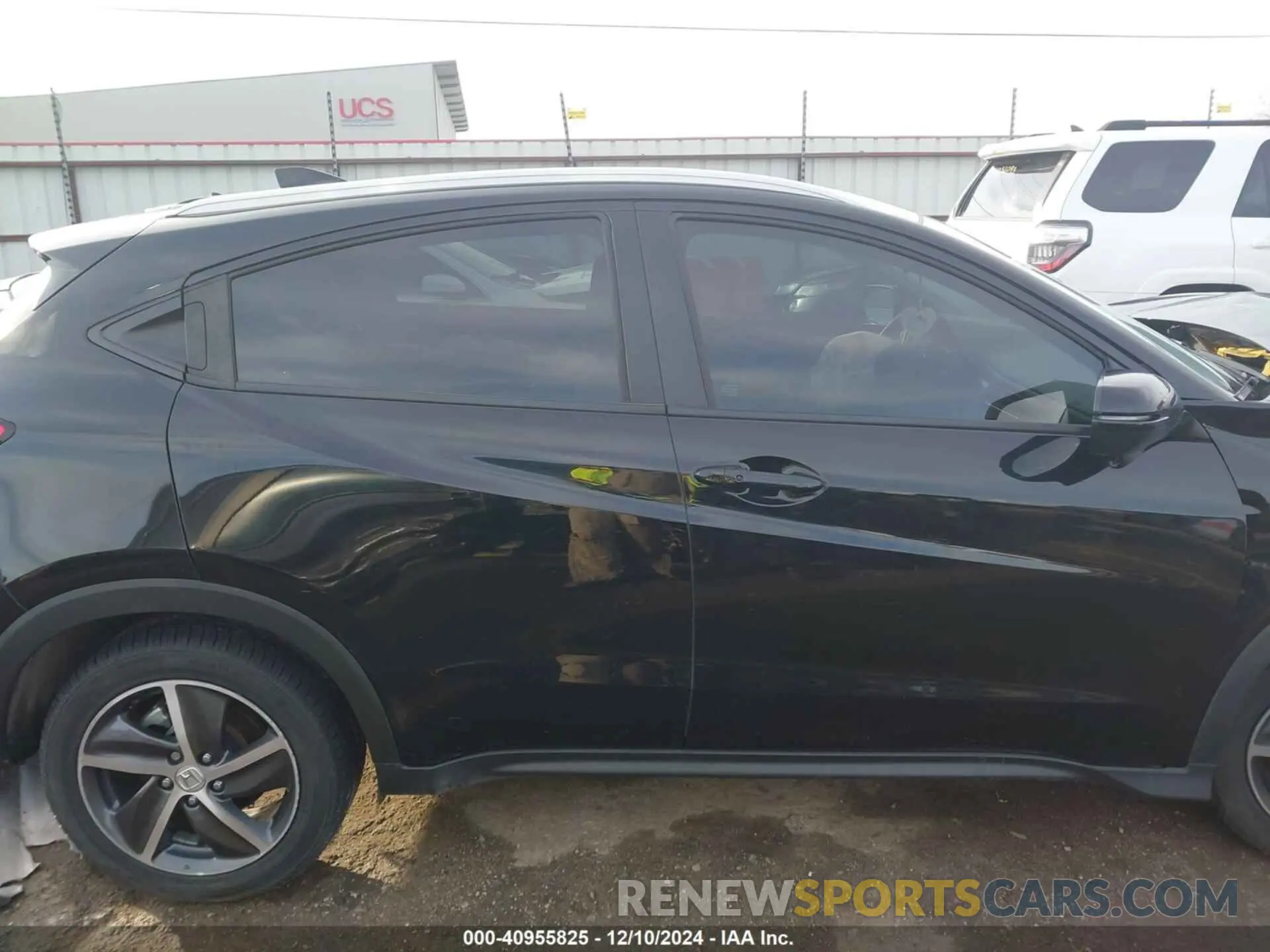 13 fotografías del automóvil dañado 3CZRU5H52NM742763 HONDA HR-V 2022