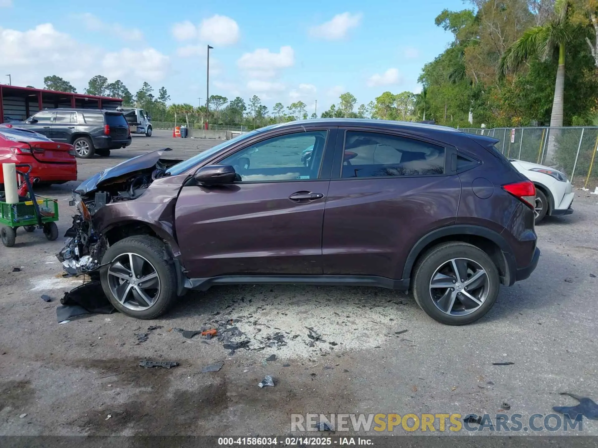 14 fotografías del automóvil dañado 3CZRU5H55NM710776 HONDA HR-V 2022