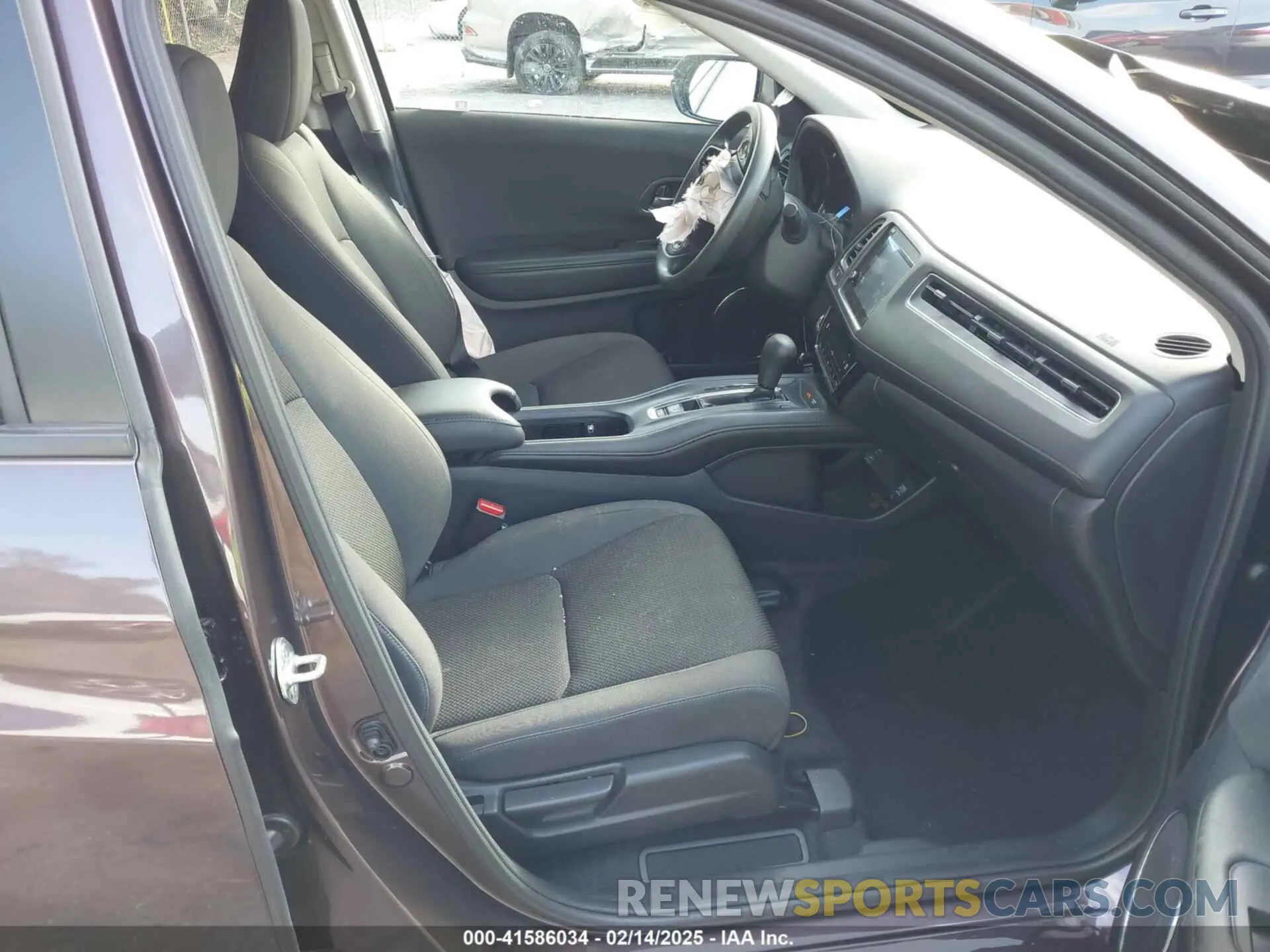 5 fotografías del automóvil dañado 3CZRU5H55NM710776 HONDA HR-V 2022