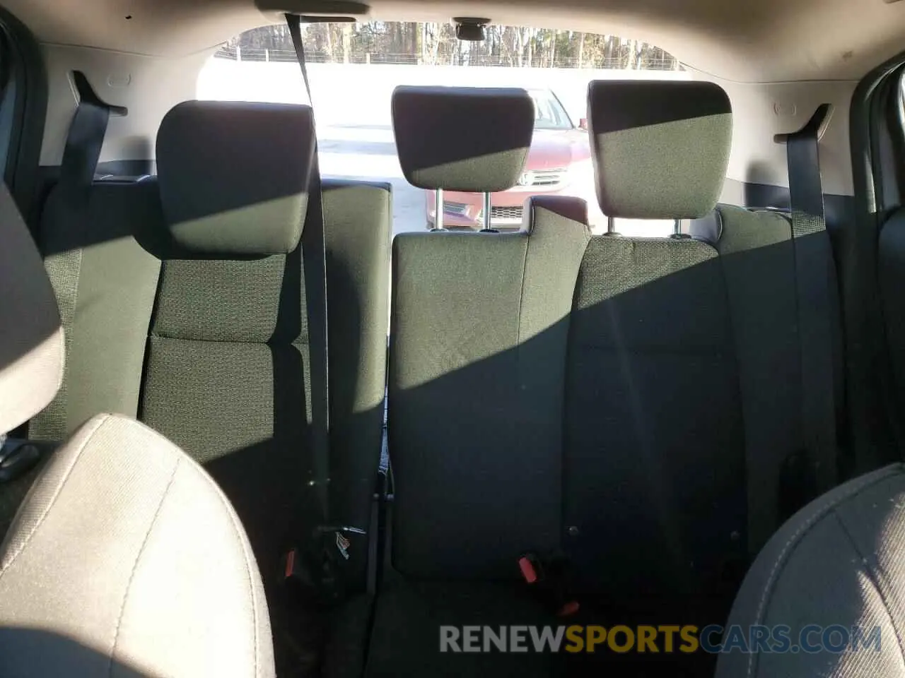 10 fotografías del automóvil dañado 3CZRU5H57NM734707 HONDA HR-V 2022