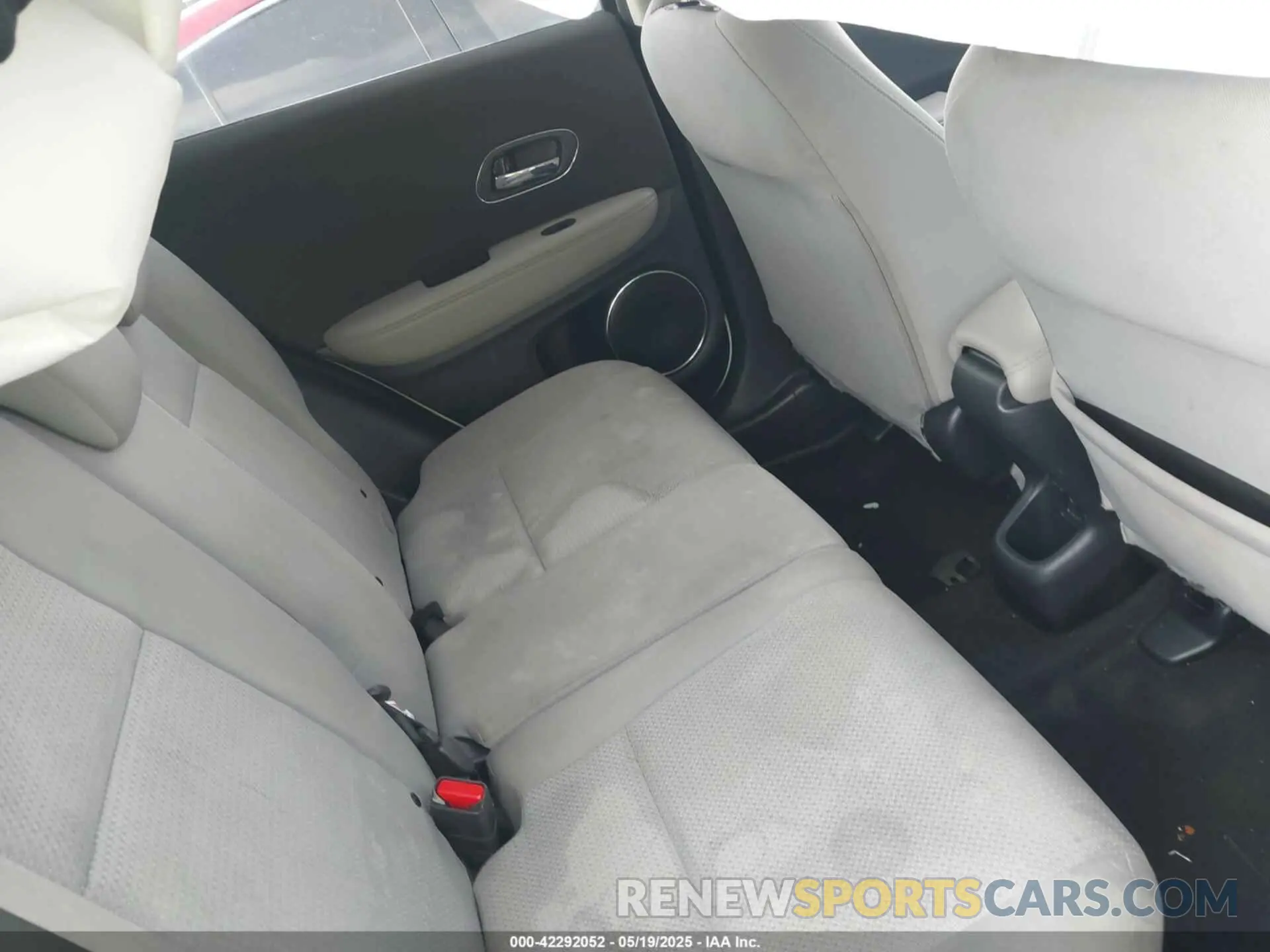 8 fotografías del automóvil dañado 3CZRU5H58NM706835 HONDA HR-V 2022
