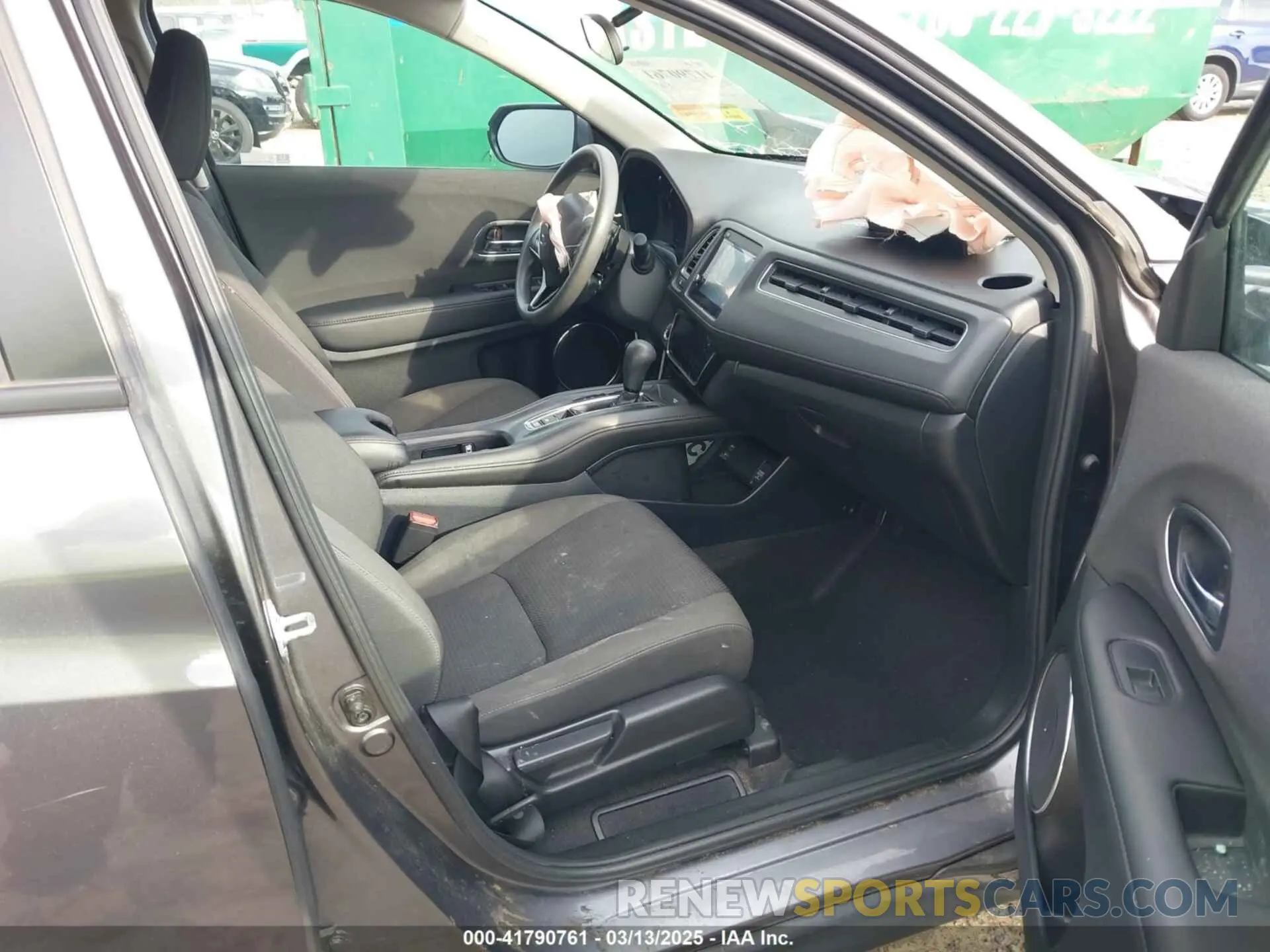 5 fotografías del automóvil dañado 3CZRU5H58NM744534 HONDA HR-V 2022