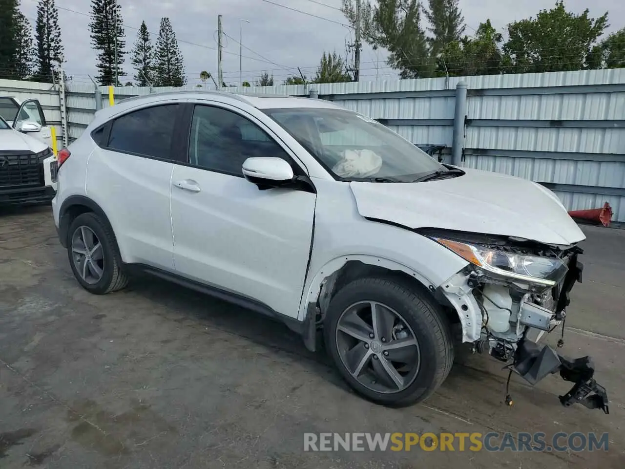 4 fotografías del automóvil dañado 3CZRU5H59NM739021 HONDA HR-V 2022