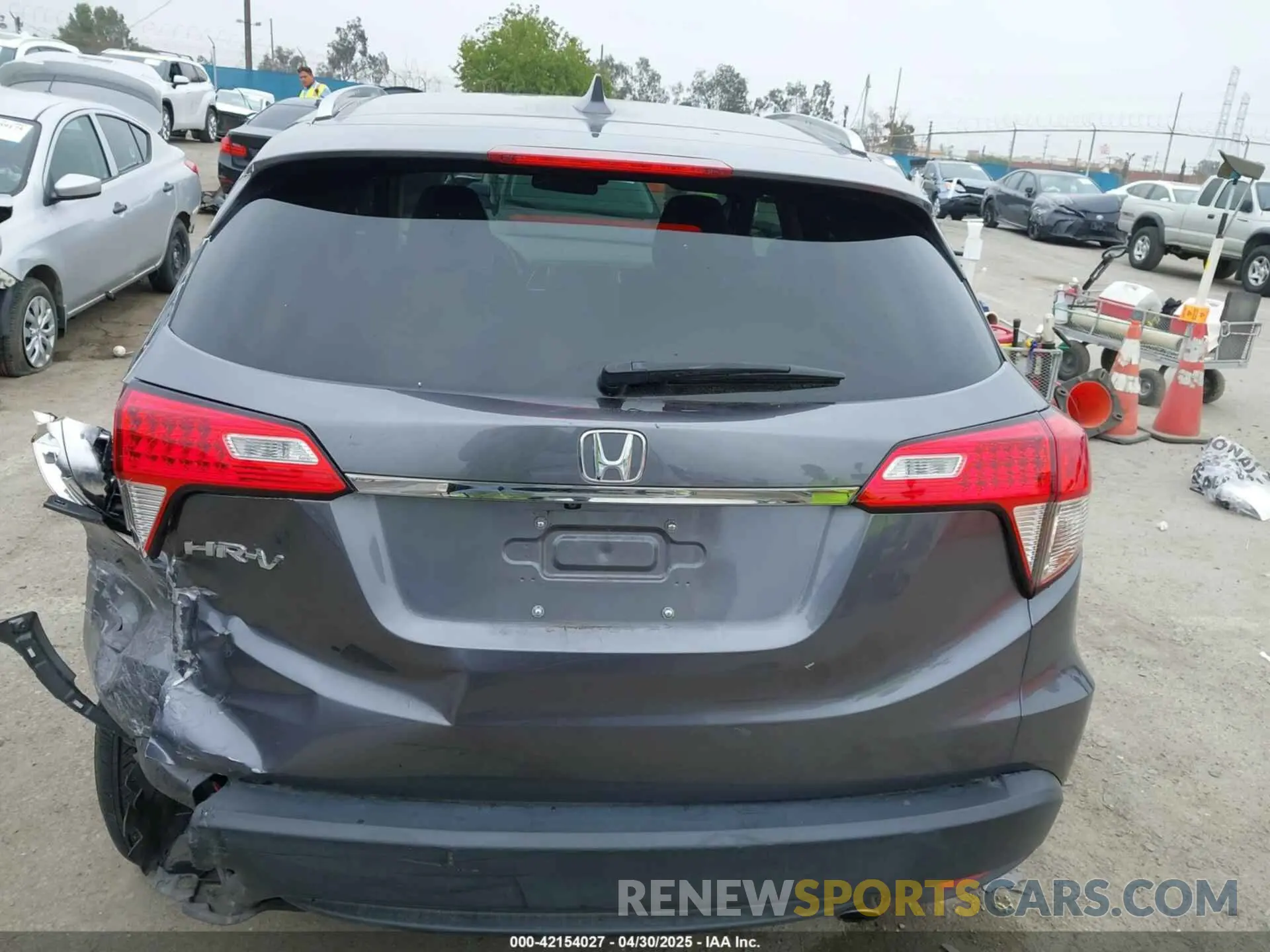16 fotografías del automóvil dañado 3CZRU5H5XNM719960 HONDA HR-V 2022