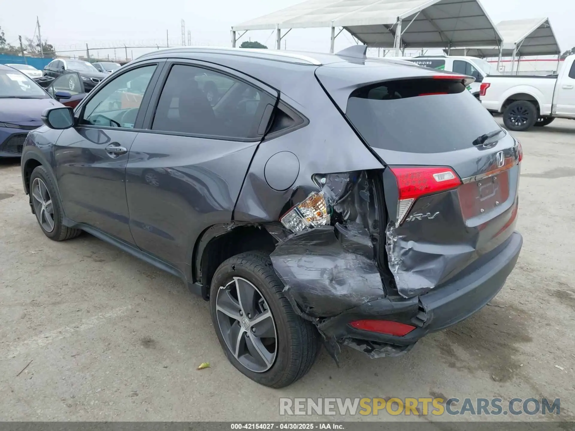 3 fotografías del automóvil dañado 3CZRU5H5XNM719960 HONDA HR-V 2022