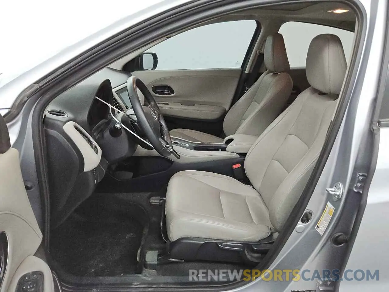7 fotografías del automóvil dañado 3CZRU5H70NM713280 HONDA HR-V 2022