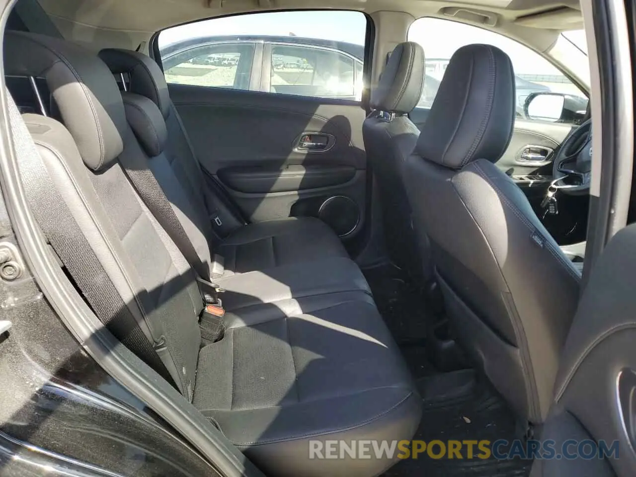 10 fotografías del automóvil dañado 3CZRU5H75NM708527 HONDA HR-V 2022