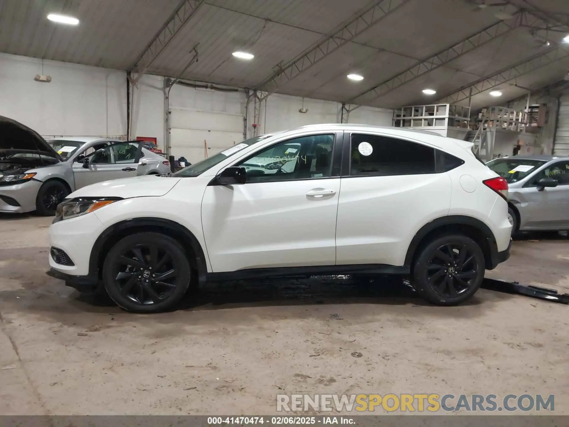 14 fotografías del automóvil dañado 3CZRU6H10NM741811 HONDA HR-V 2022