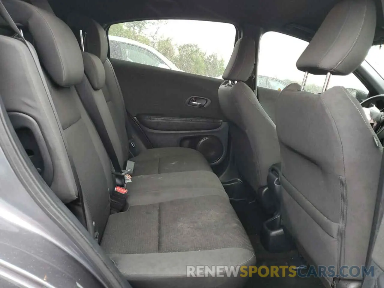 12 fotografías del automóvil dañado 3CZRU6H11NM746158 HONDA HR-V 2022